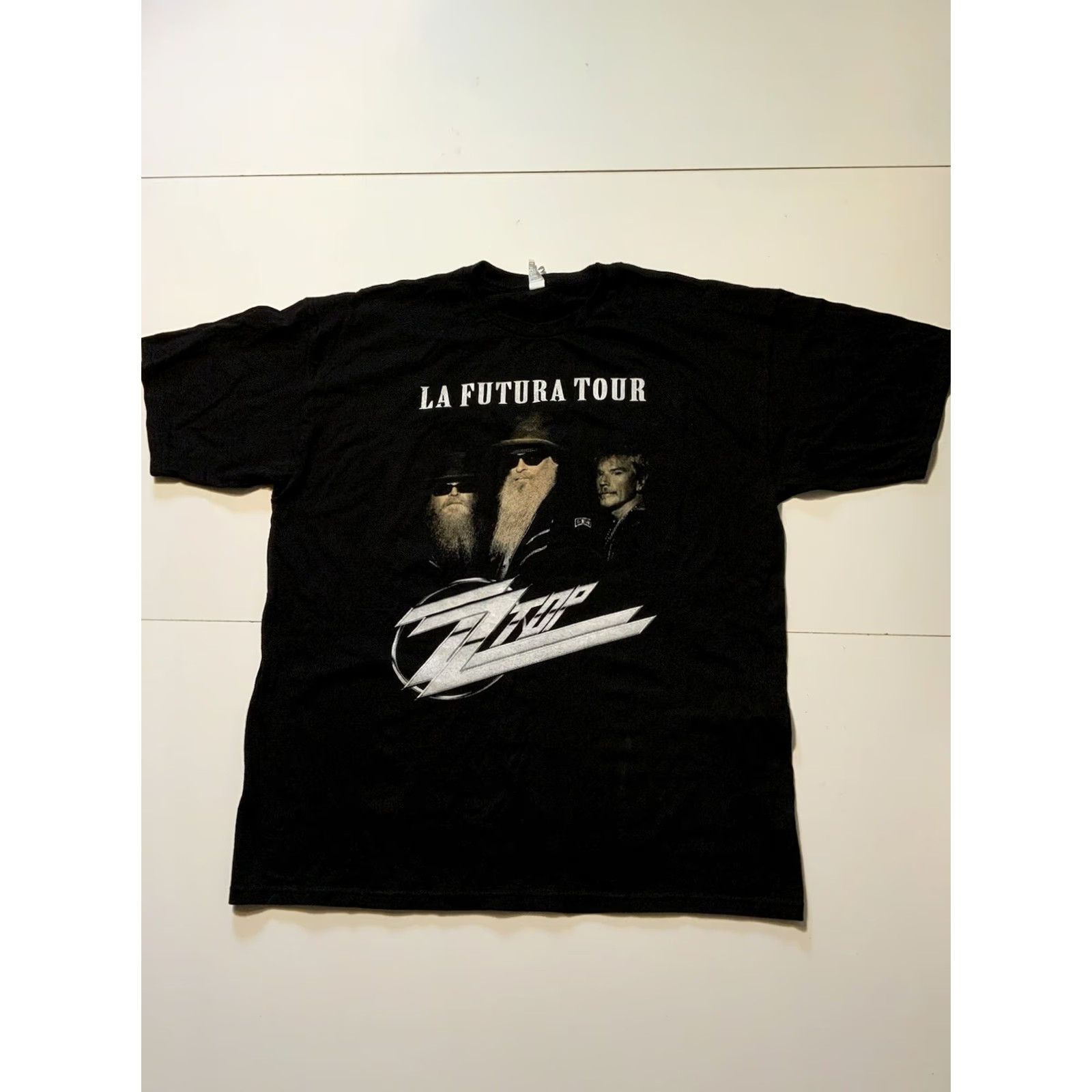 Vintage ZZ Top La Futura Tour Greek Theatre 2014 Los Angeles The Baddest Band TShirt XL Black Mens Band Shirt XL Size US XL / EU 56 / 4 - 2 Thumbnail