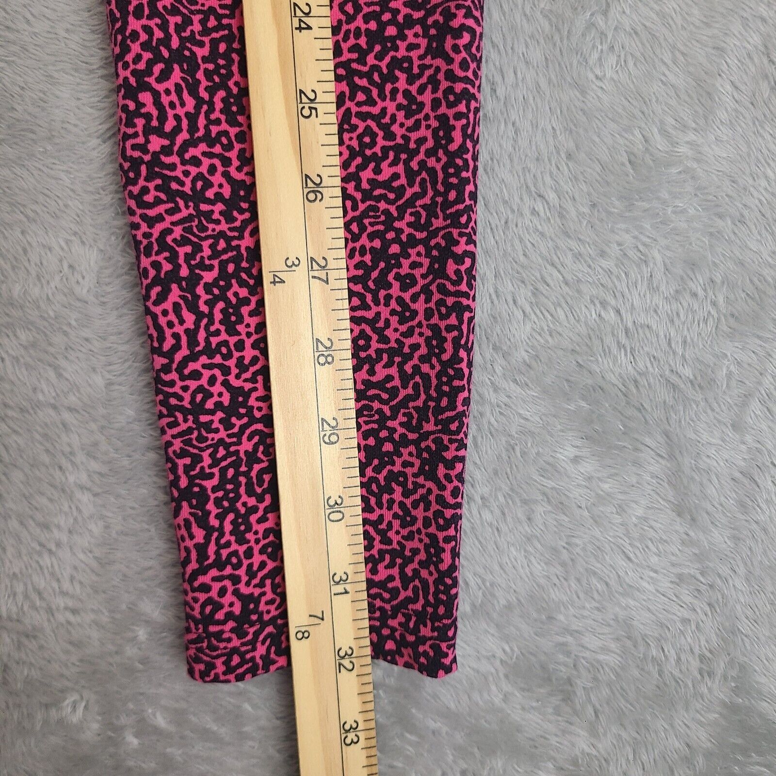 Nike Nike Womens Pink Leopard Workout Pants size Small Just Do It Size 28" / US 6 / IT 42 - 5 Thumbnail
