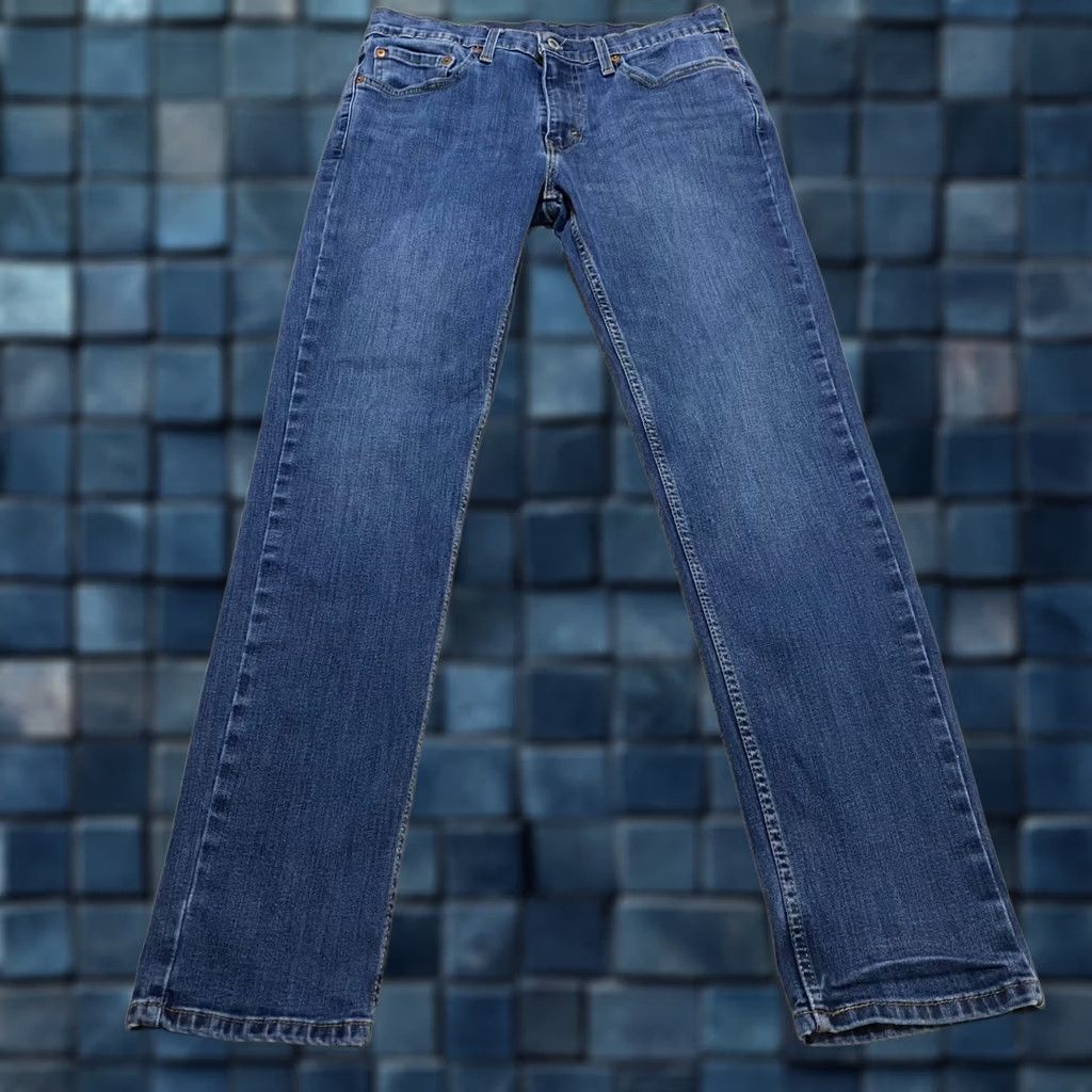 Levi's Levi's 511 Jeans Slim Straight Mid Wash Blue Denim 32x30 Regular Inseam 5-Pocket Mens Jeans Size US 32 / EU 48 - 1 Thumbnail