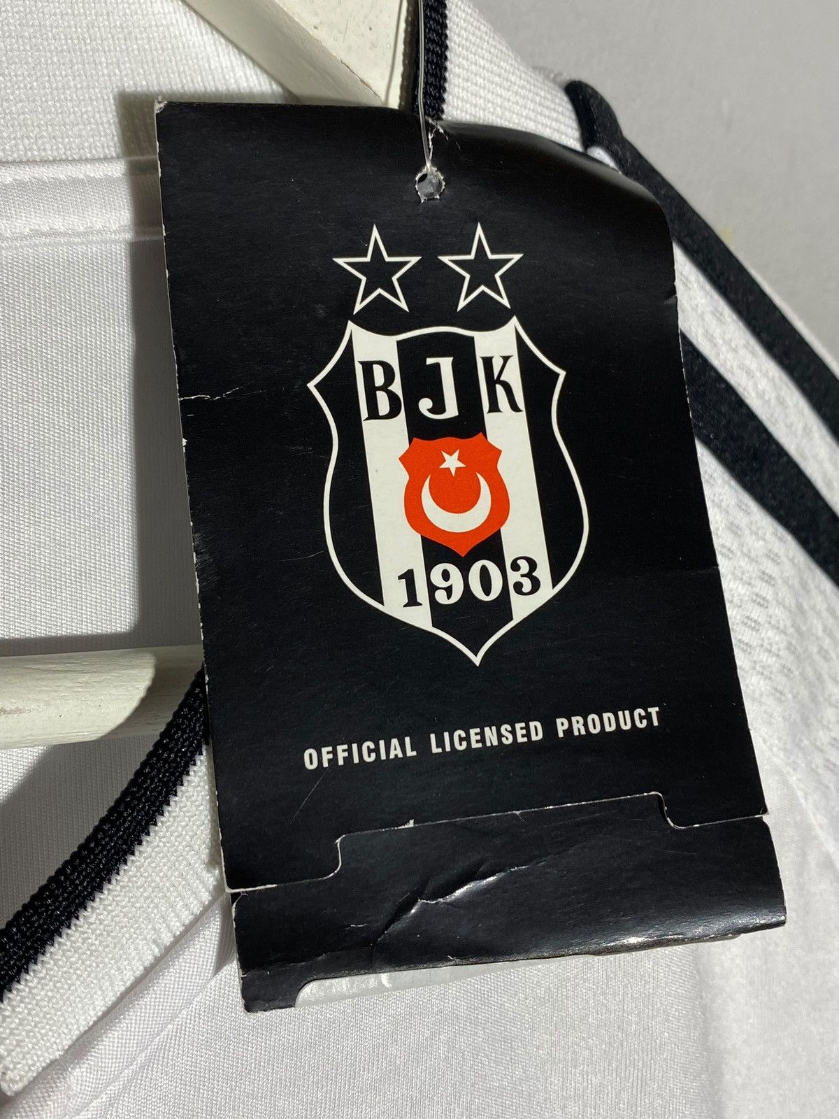 Adidas Adidas Besiktas FC 2015/16 Home Football Shirt Vodafone Size US M / EU 48-50 / 2 - 17 Thumbnail