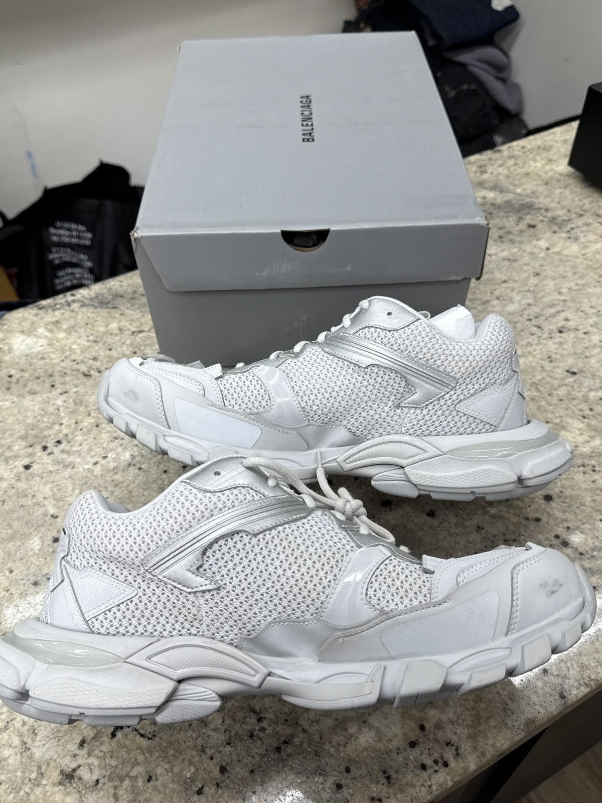 Balenciaga Balenciaga White Runners Size US 13 / EU 46 - 2 Thumbnail