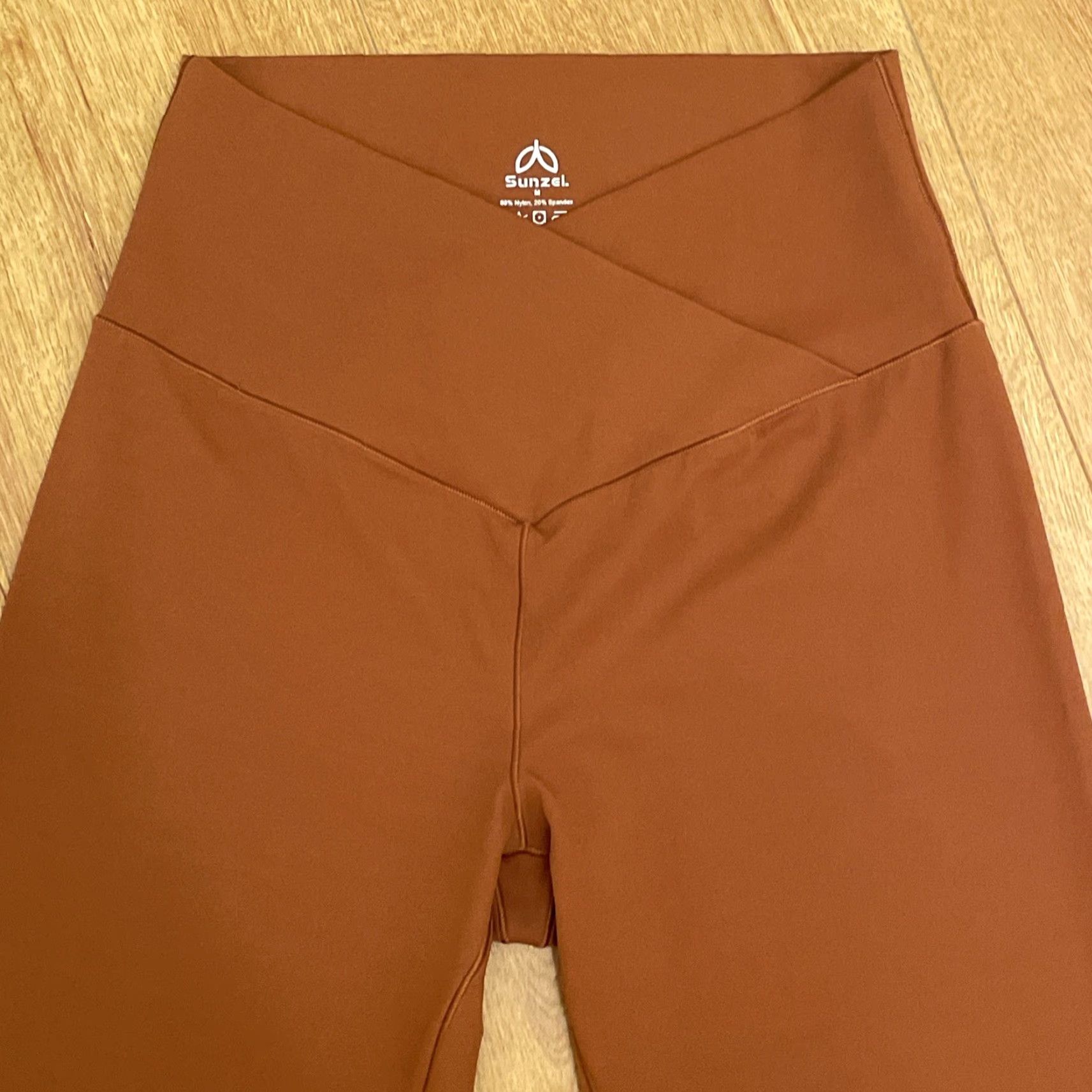Rusty Sunzel Pants Women's Medium Orange Rust Leggings Crossover Flared Active Yoga Size 32" / US 10 / IT 46 - 3 Thumbnail