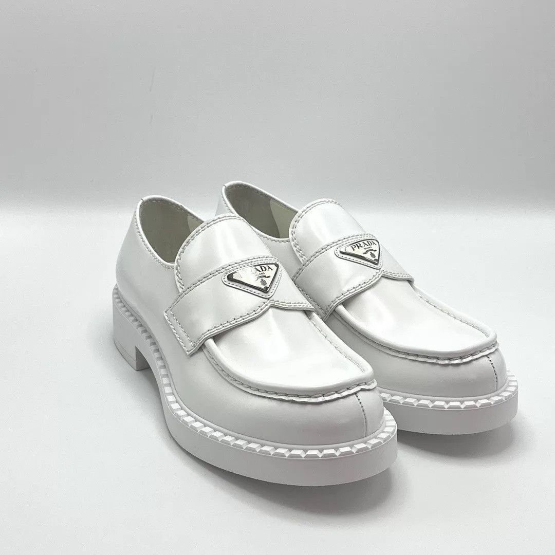 Prada PRADA 40 Casual Sneakers w/ Auth Card Size US 9.5 / IT 39.5 - 3 Thumbnail