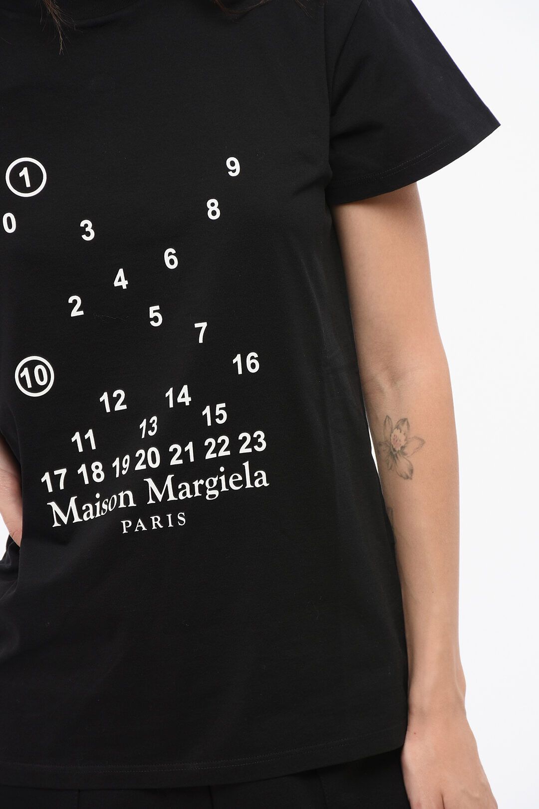 Maison Margiela og1mm0825 Cotton Crewneck T-Shirt in Black Size XS / US 0-2 / IT 36-38 - 3 Thumbnail