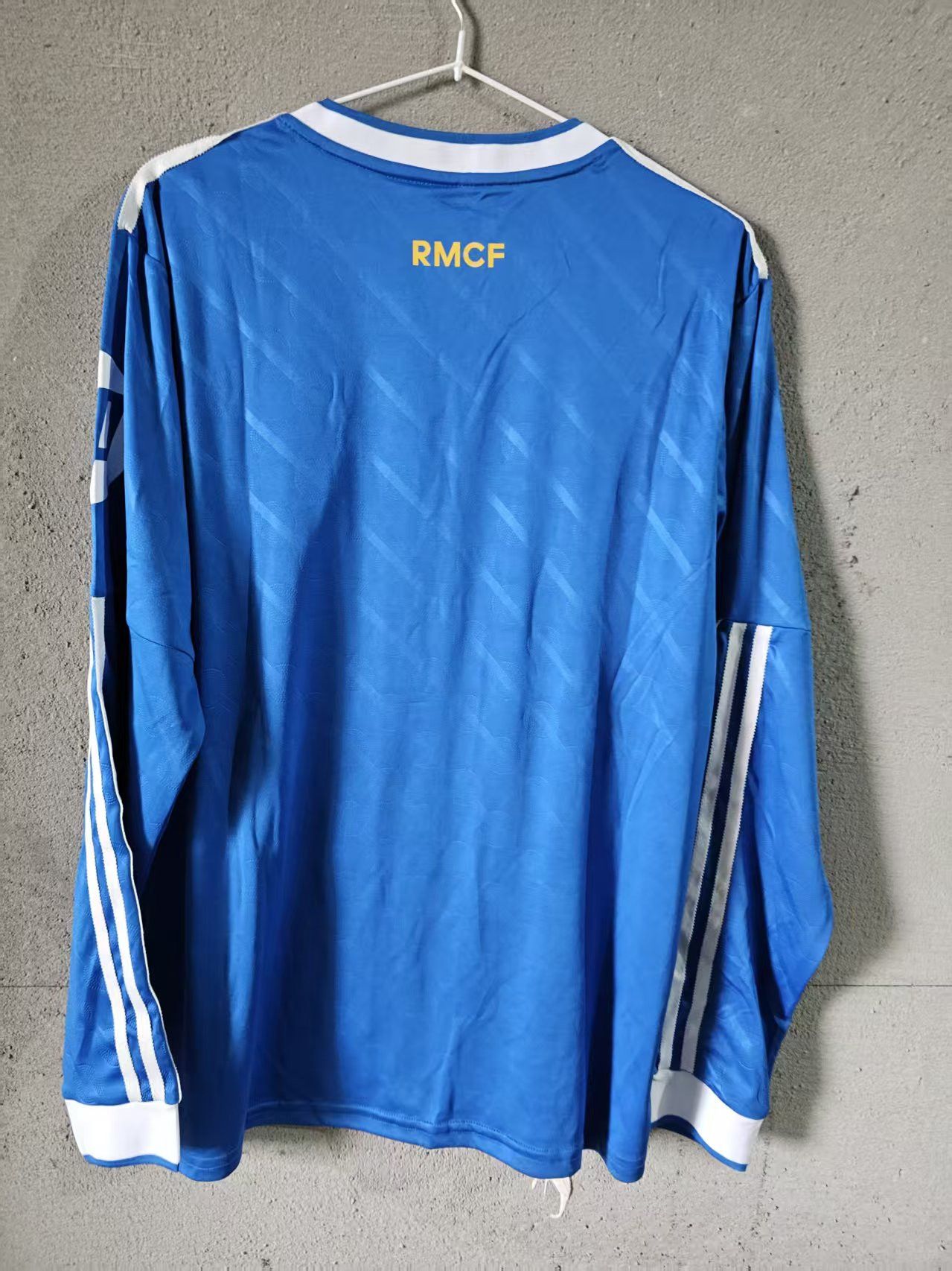 MLB Real Madrid 2026 Football Jersey Longsleeve Size US XL / EU 56 / 4 - 4 Thumbnail