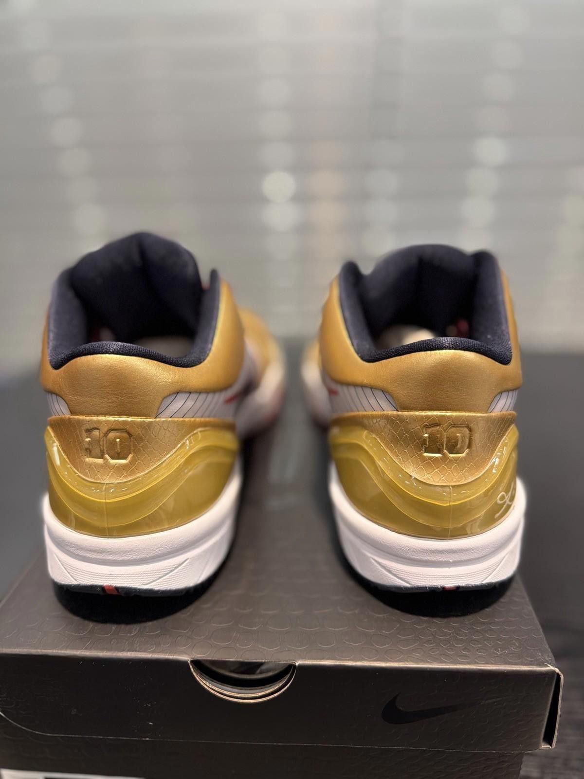 Nike Nike Kobe IV Protro Gold Medal 10.5 Kobe Zoom 4 Gold Medal Size US 10.5 / EU 43-44 - 10 Thumbnail