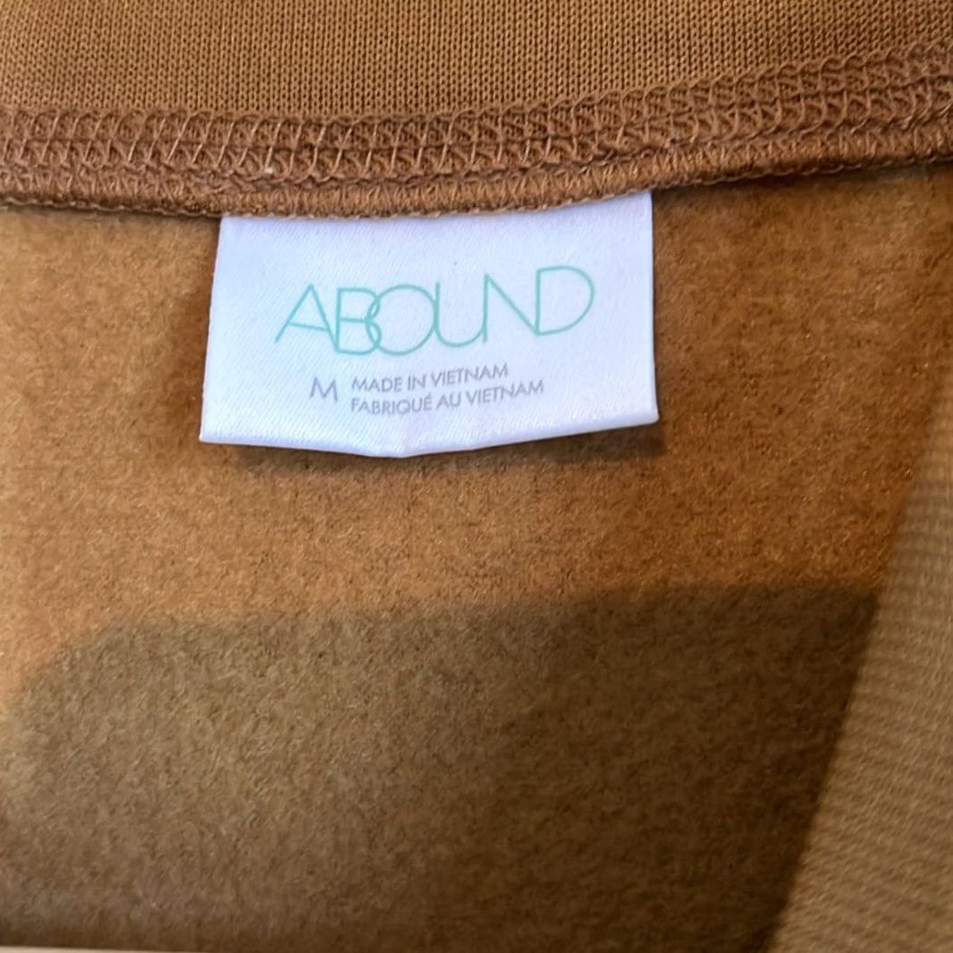 Vintage Abound Women's Brown Sweatshirt size Medium M Crew Neck Soft Pullover Size M / US 6-8 / IT 42-44 - 3 Thumbnail