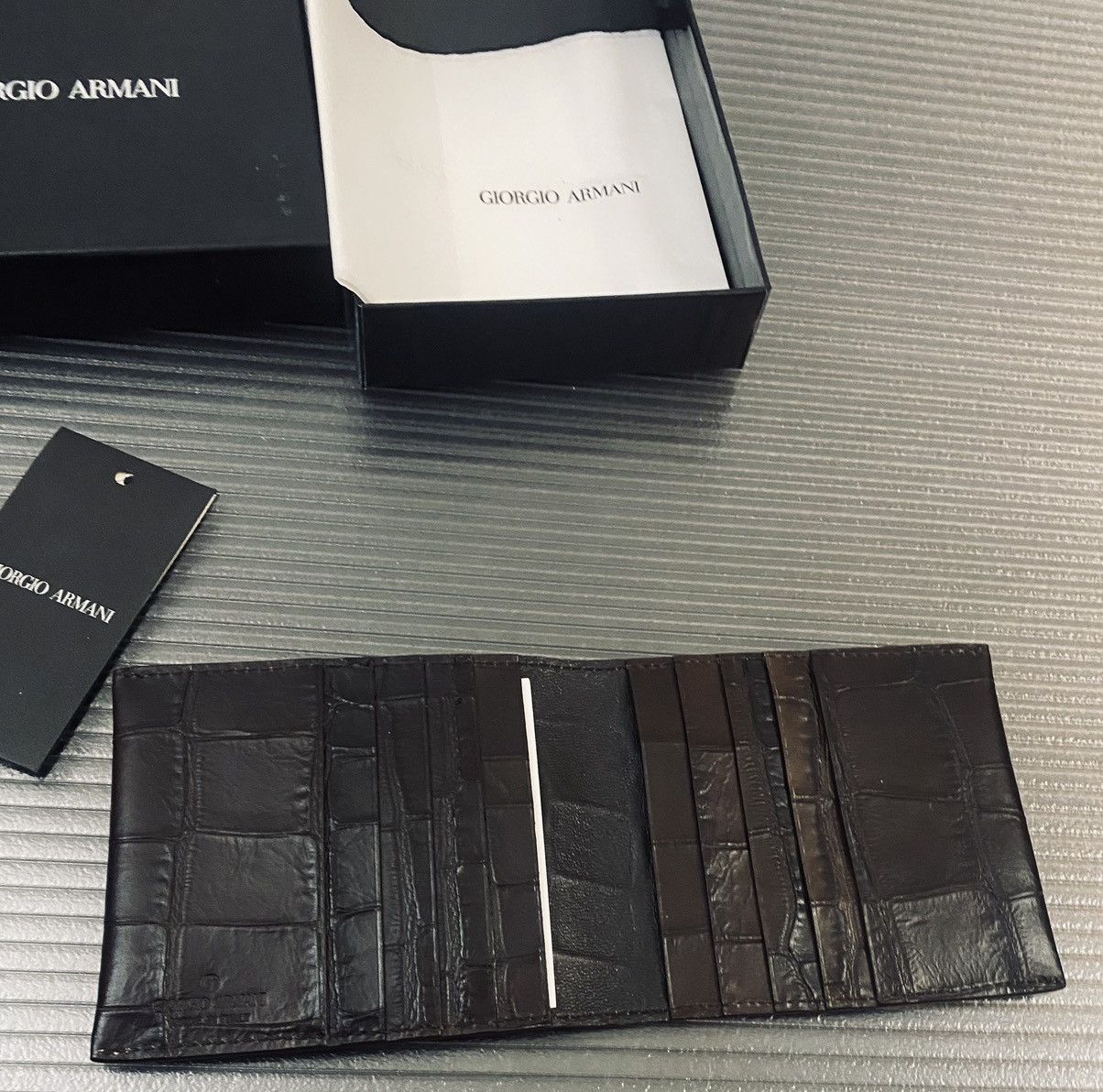 Giorgio Armani Giorgio Armani 🇮🇹 croc espresso leather 8 card wallet NEW Size ONE SIZE - 6 Thumbnail