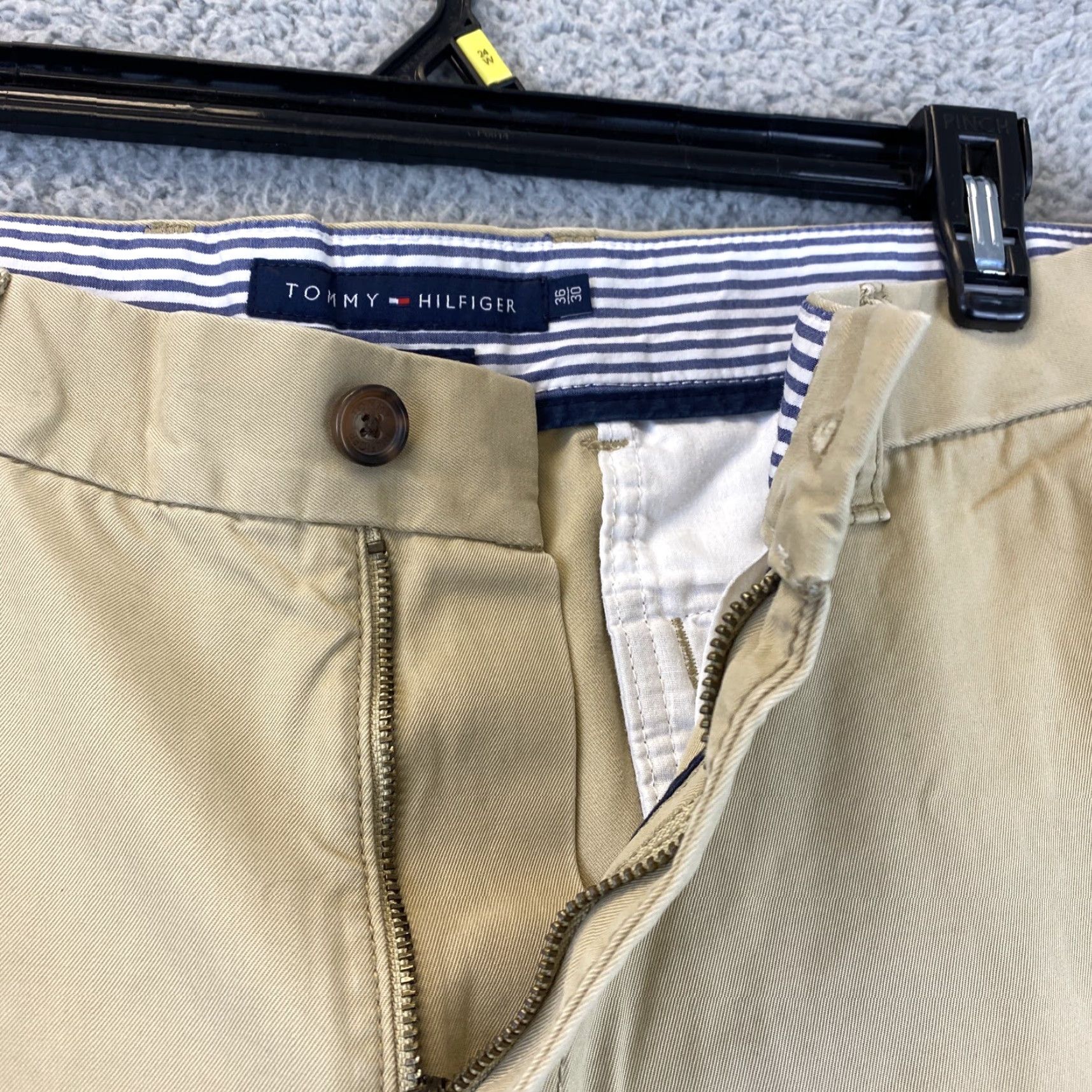 Tommy Hilfiger Tommy Hilfiger Pants Mens Tan Chino Straight Leg Mid Rise 36/30 Regular Belt Loops 30in Inseam Size US 36 / EU 52 - 3 Thumbnail