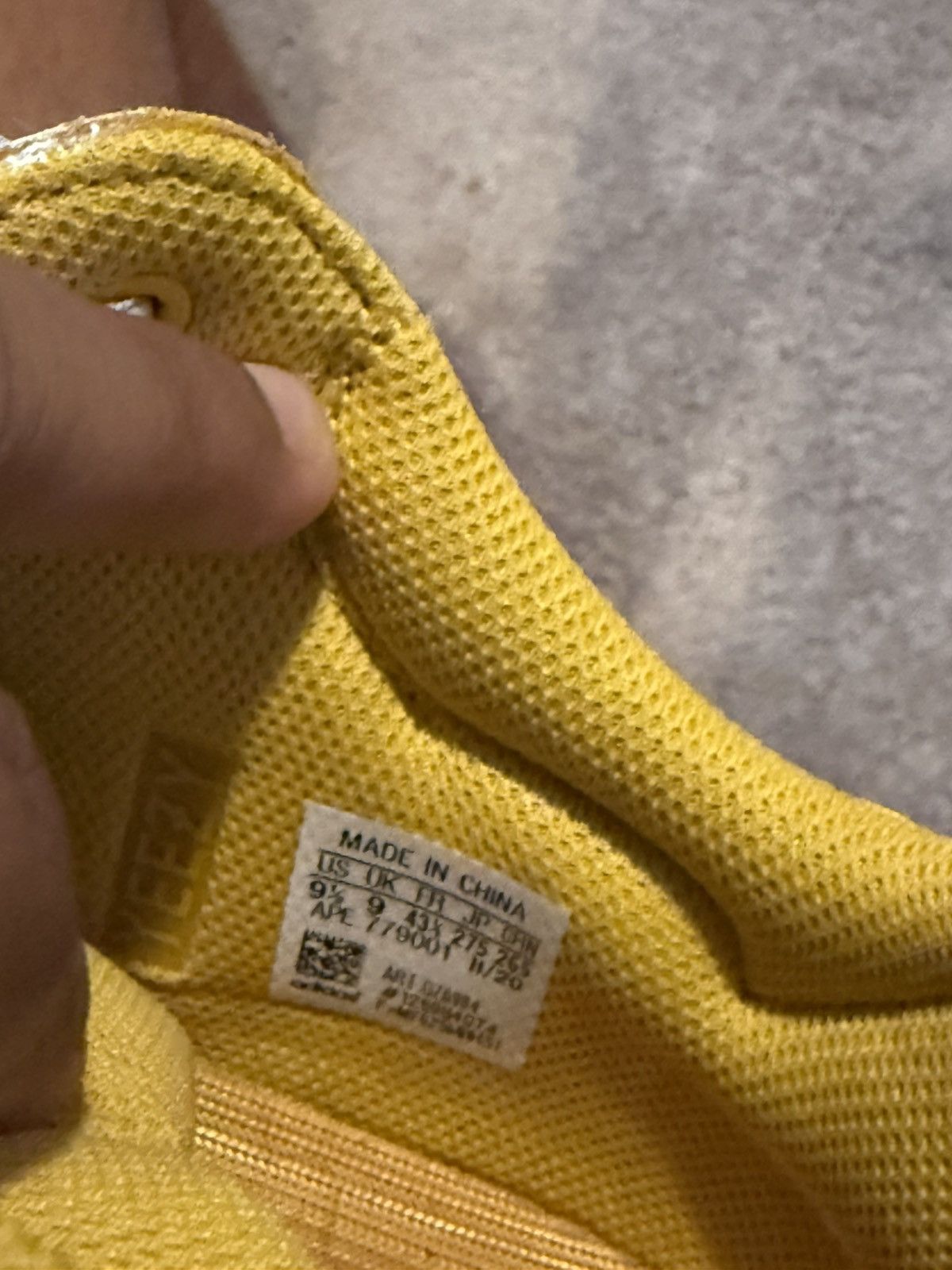 Adidas Adidas Yeezy Boost 700 “Sun” Size US 9.5 / EU 42-43 - 7 Thumbnail