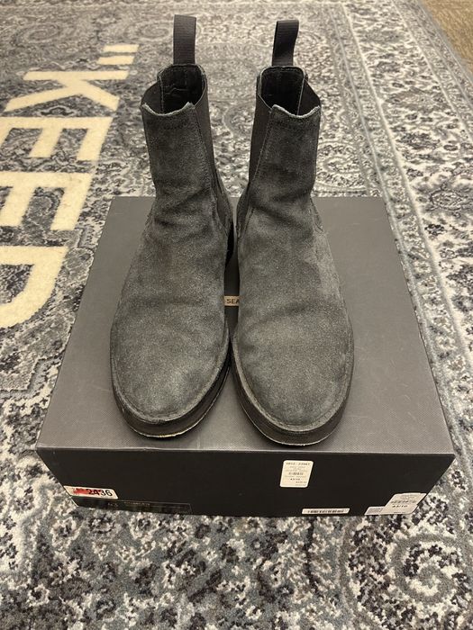 Yeezy chelsea best sale boots black