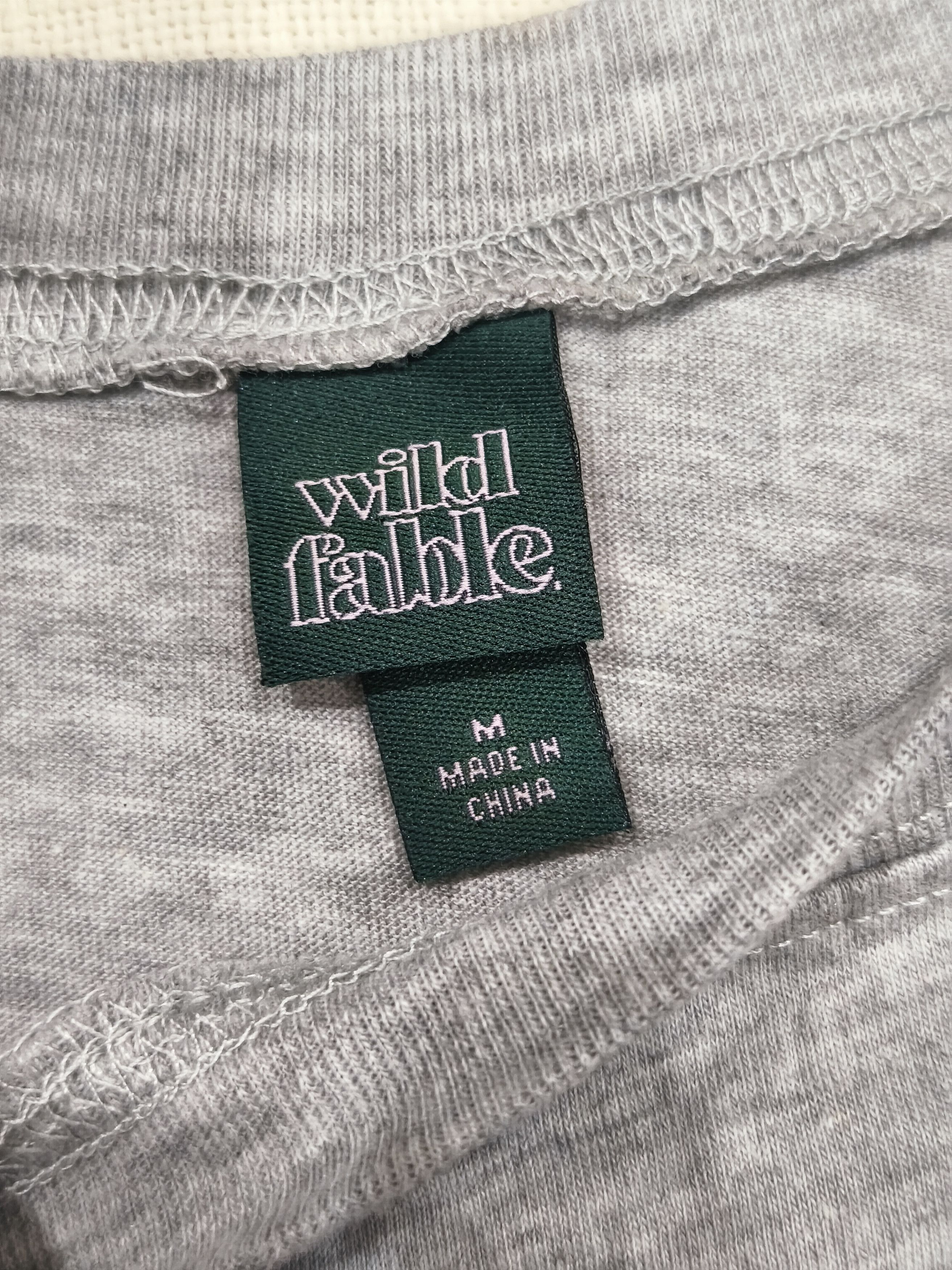 Other Wild Fable long-sleeve oversized T-shirt a tie-dye pattern Size US M / EU 48-50 / 2 - 6 Thumbnail