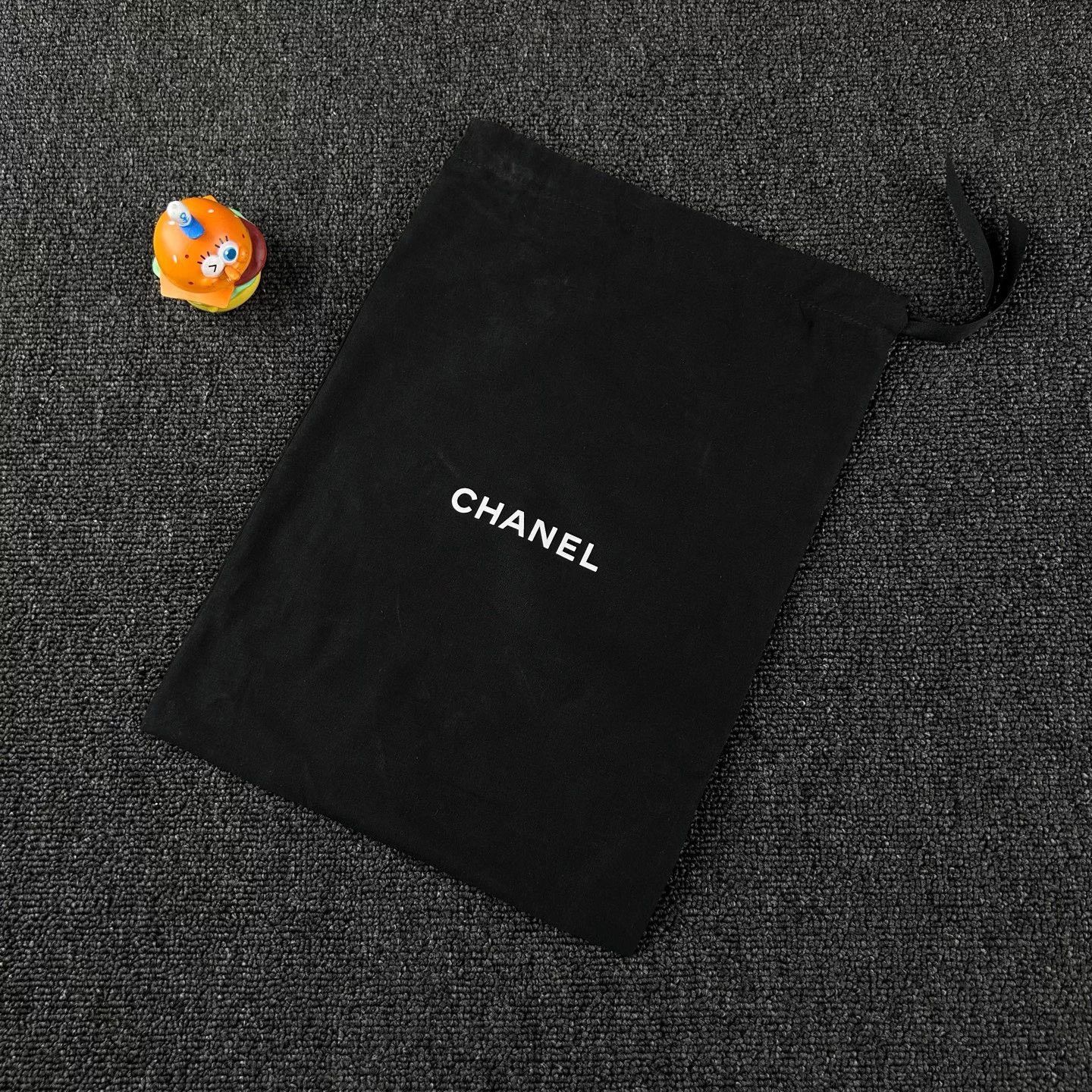 Chanel Chanel Double C Sneakers EUR 37 Size US 6 / IT 36 - 8 Thumbnail
