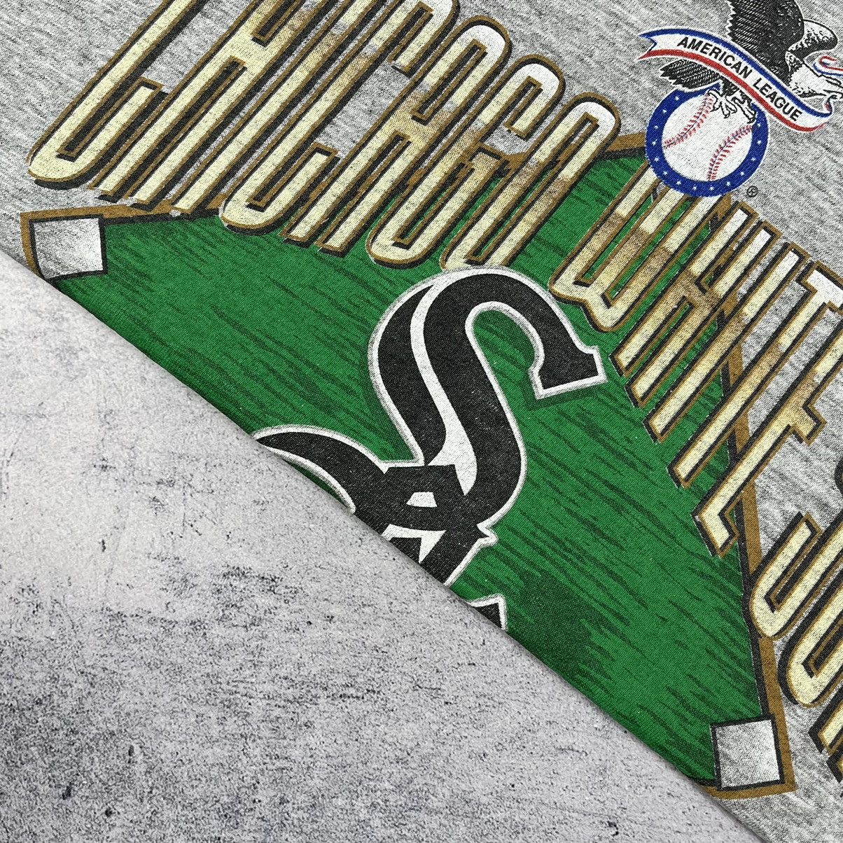MLB Vintage MLB Chicago White Sox big logo rare tee 1995 Size US XL / EU 56 / 4 - 6 Thumbnail