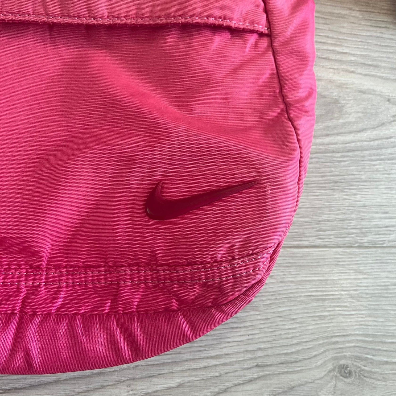 Nike vintage nike nylon sling bag pink Size ONE SIZE - 2 Thumbnail