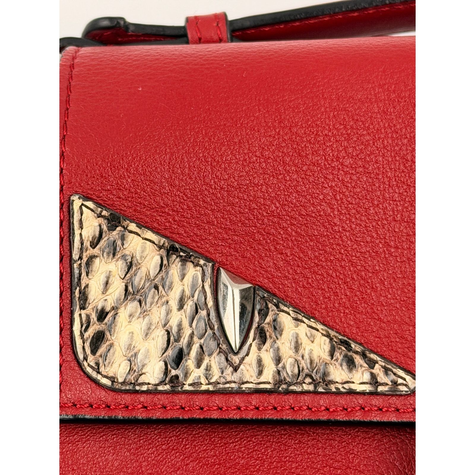 Fendi Fendi Micro Monster Baguette Bag red Size ONE SIZE - 23 Thumbnail