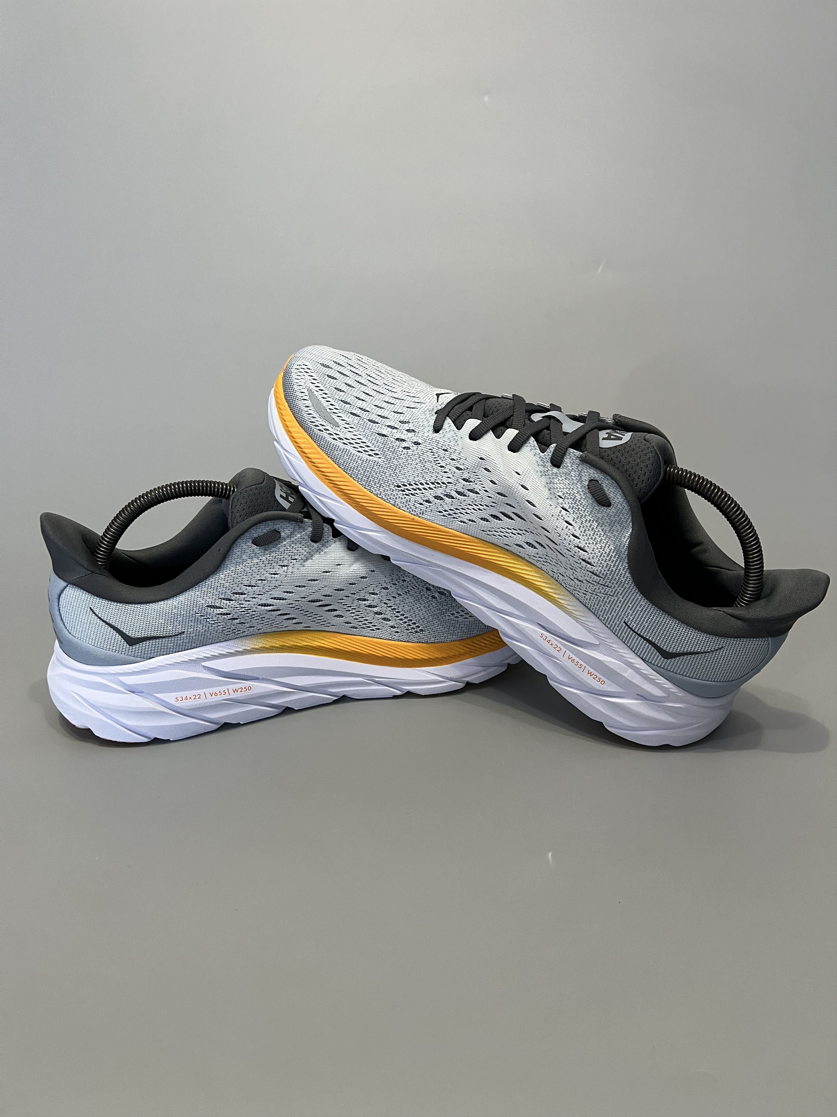 Hoka 10.5D Hoka One One Clifton 8 Running Shoes Gym Walking Size US 10.5 / EU 43-44 - 5 Thumbnail