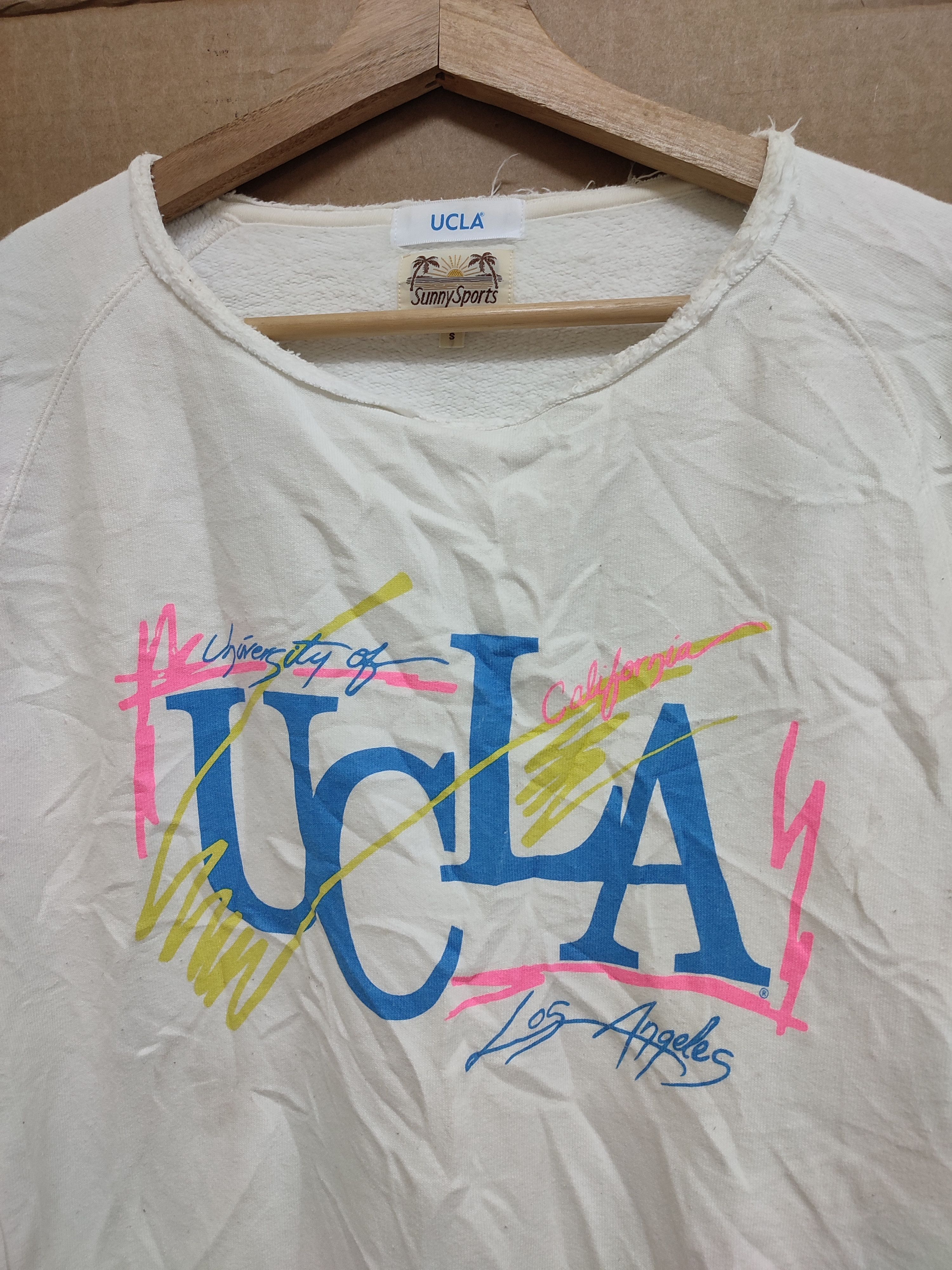 Vintage 💥90s💥 University Of UCLA Sweatshirts Size US M / EU 48-50 / 2 - 6 Thumbnail