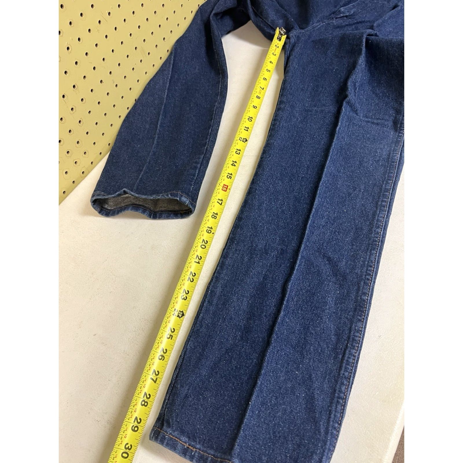 Wrangler VINTAGE Wrangler Jeans 13MWZ High Waist 12x34 Straight Leg USA Women 28W 12 Regular Denim Blue 100% Cotton Inseam 30 Size 34" / US 12 / IT 48 - 7 Thumbnail
