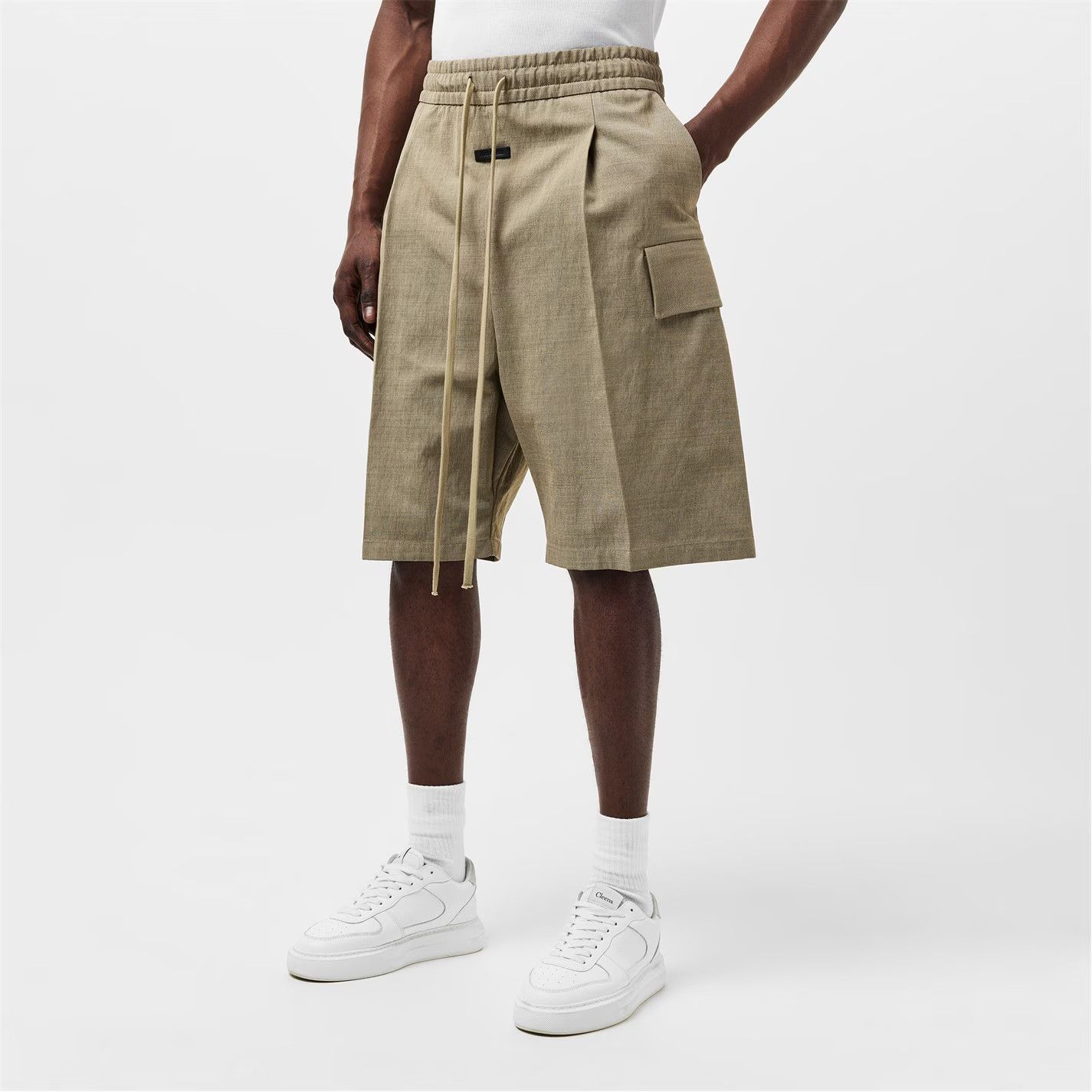 Fear of God o1g2r1mq0426 Relaxed Fit Cargo Shorts in Beige Size US 32 / EU 48 - 2 Thumbnail