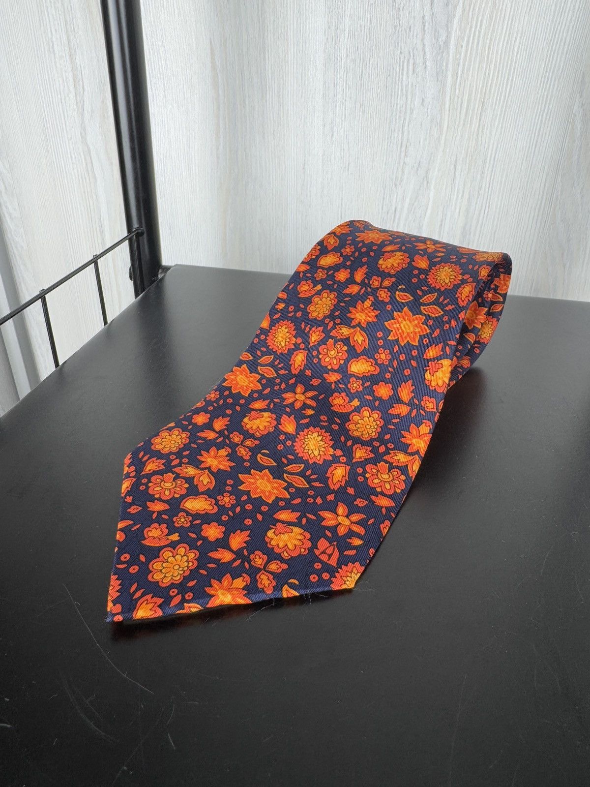 ARNYS PARIS FLOWER FLORAL SILK LUXURY TIE