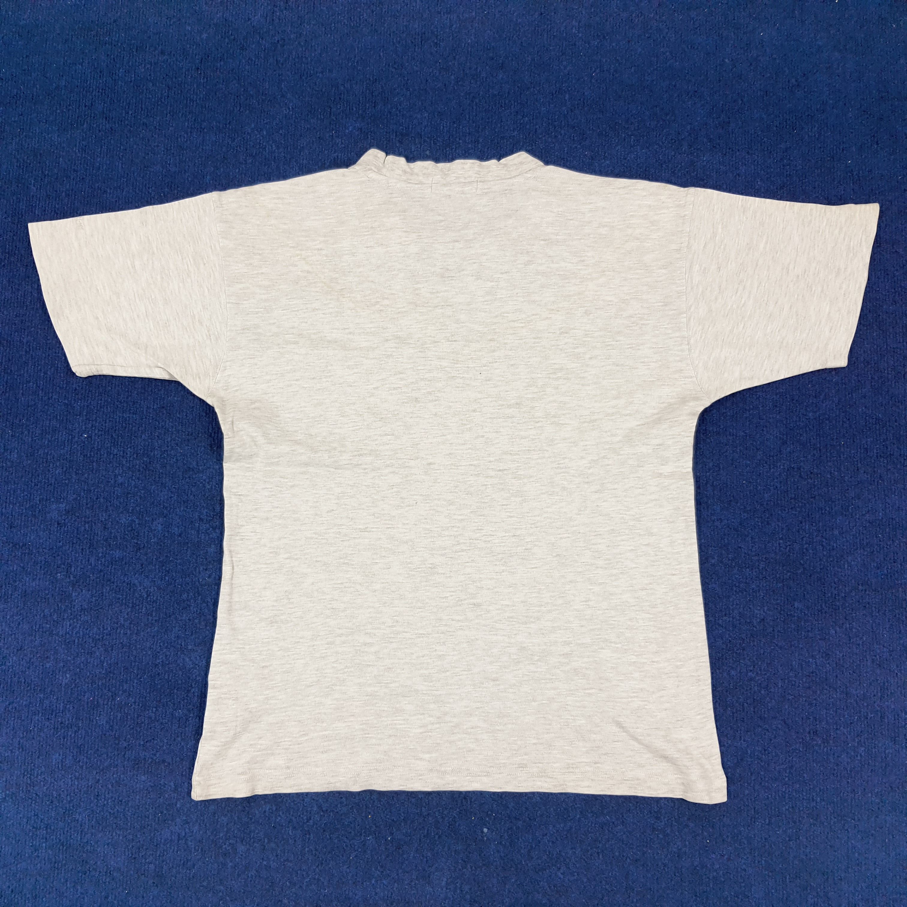 Vintage × Yves Saint Laurent Vintage Yves Saint Laurent Designer Pocket Tees Size US L / EU 52-54 / 3 - 3 Thumbnail