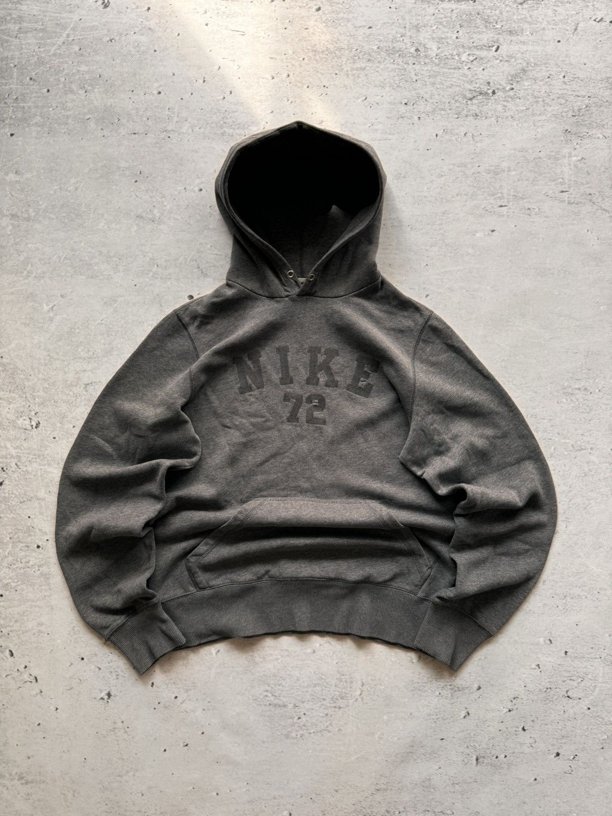 Nike × Vintage NIKE VINTAGE CENTER LOGO OVERSIZE BOXY HOODIE Size US S / EU 44-46 / 1 - 1 Thumbnail