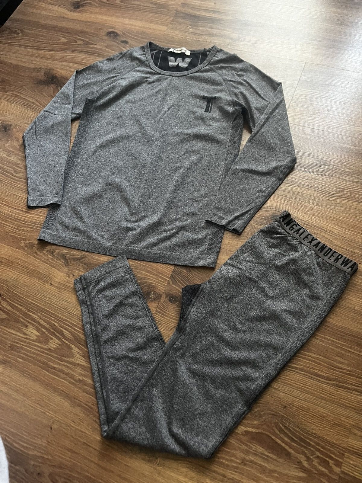 Alexander Wang Alexander Wang Sport Set Long Sleeve + Leggings Grey Logo Size M / US 6-8 / IT 42-44 - 3 Thumbnail