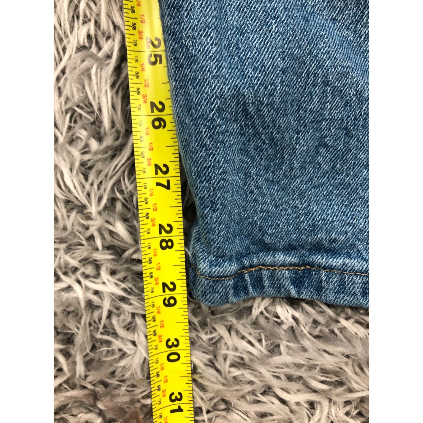 Wrangler Wrangler Jeans Straight Size 40 Mens Mid Wash Blue 5-Pocket Denim Cotton Blend Regular Rise Inseam 30in Belt Loops 40x30 Size US 40 / EU 56 - 3 Thumbnail