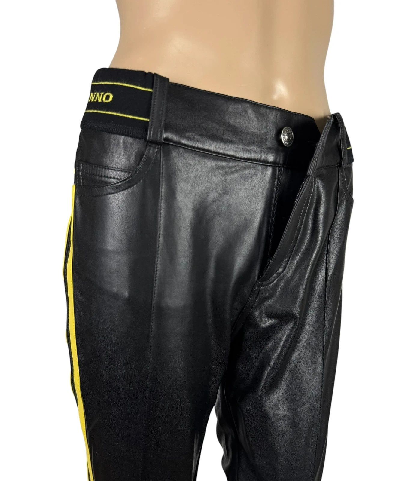 Ermanno Scervino Ermanno Scervino Faux Leather Trousers size 42 Size 28" / US 6 / IT 42 - 12 Thumbnail