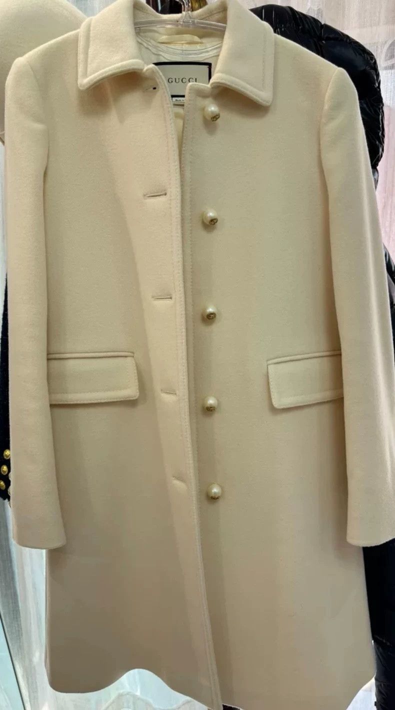 Gucci Gucci Pearl Button Wool Coat-2506 Size US S / EU 44-46 / 1 - 1 Thumbnail