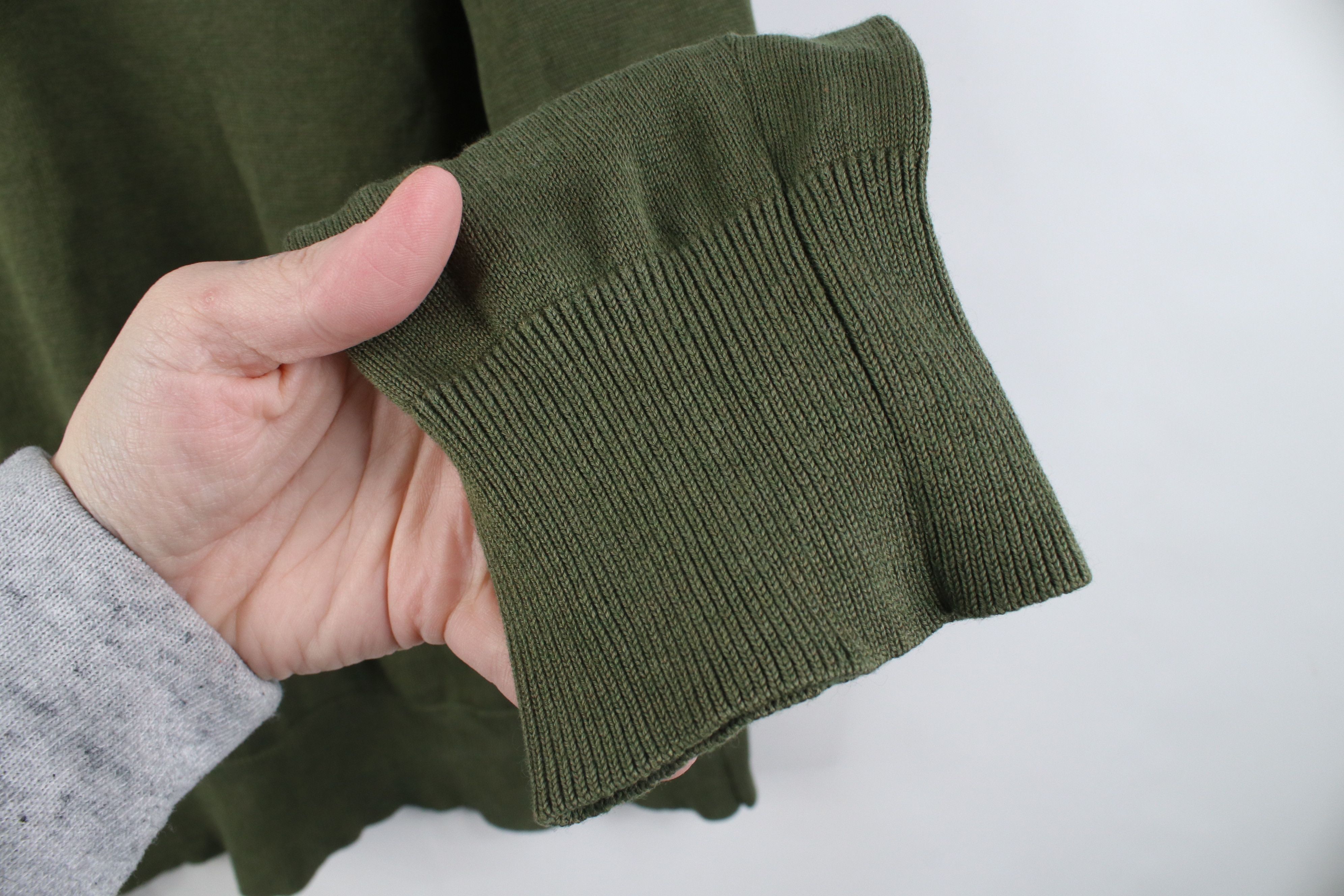 Banana Republic Banana Republic Silk Cashmere Knit V-Neck Sweater Green Size US L / EU 52-54 / 3 - 6 Thumbnail