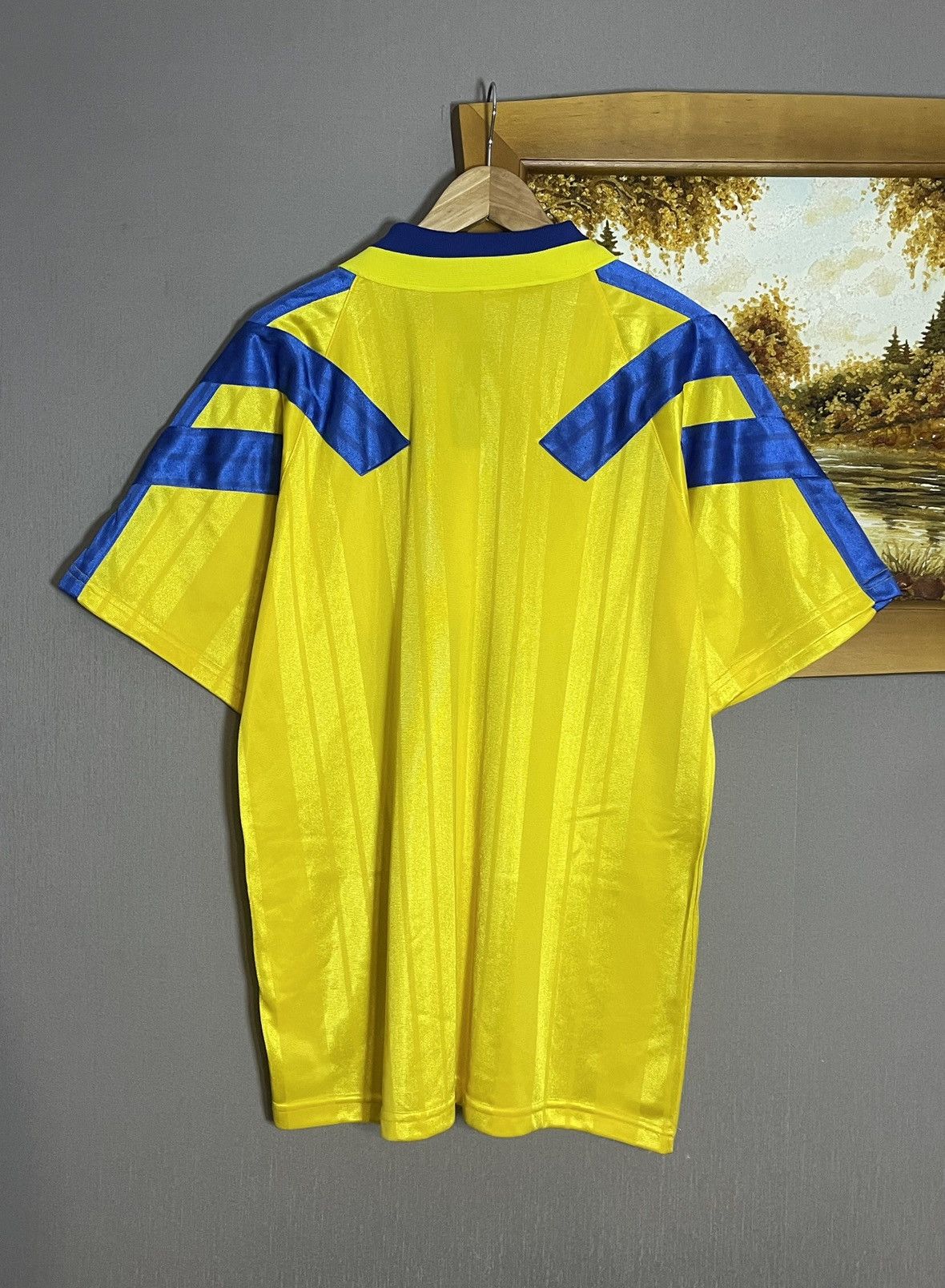 Vintage Juventus Admiral Yellow Away Jersey Size US L / EU 52-54 / 3 - 12 Thumbnail