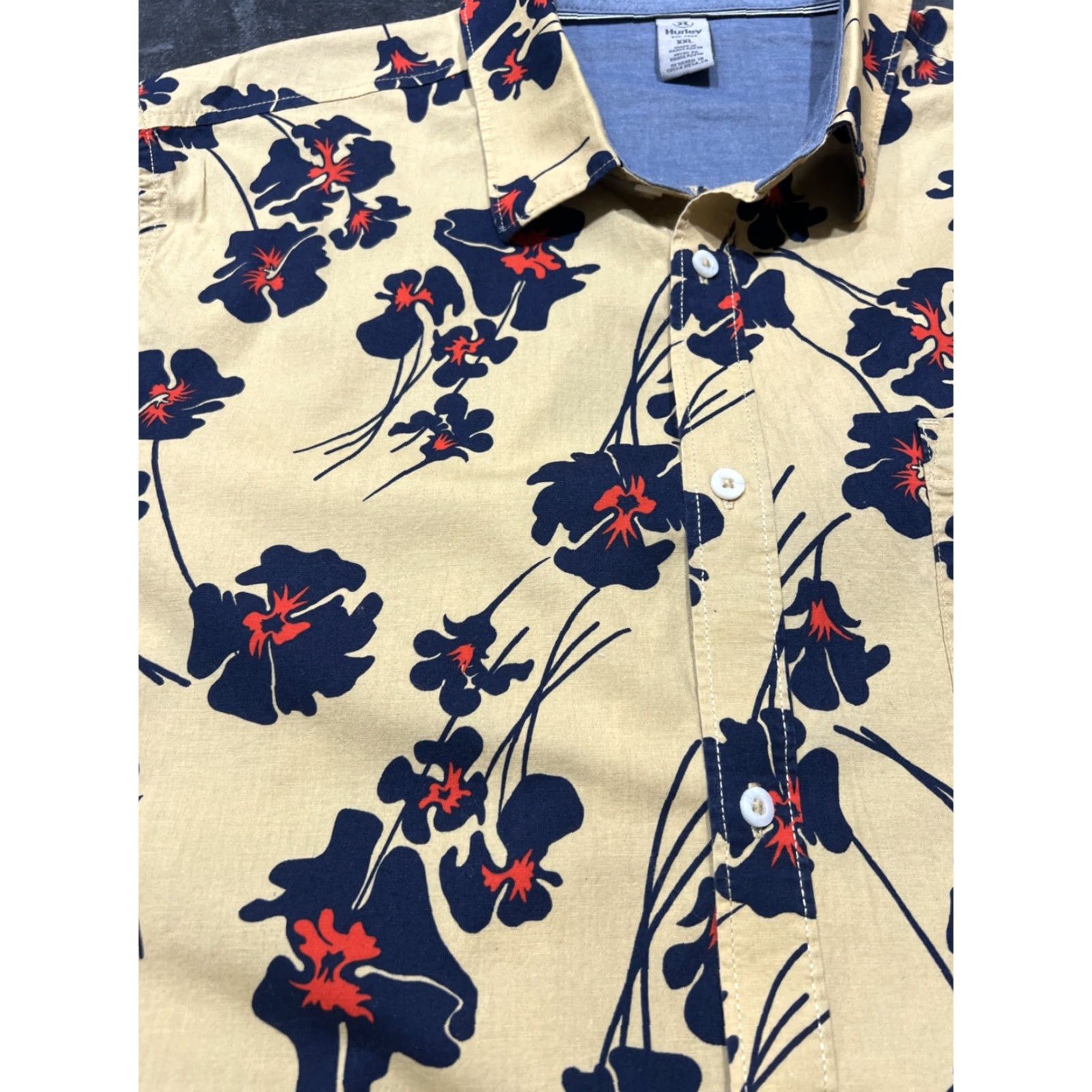 Hurley Hurley Shirt Button Front Hawaiian Stretch Floral 2XL Beige Men Short Sleeve Button-Up Shirt Tan Print Regular Collar Spread Size US XXL / EU 58 / 5 - 7 Thumbnail