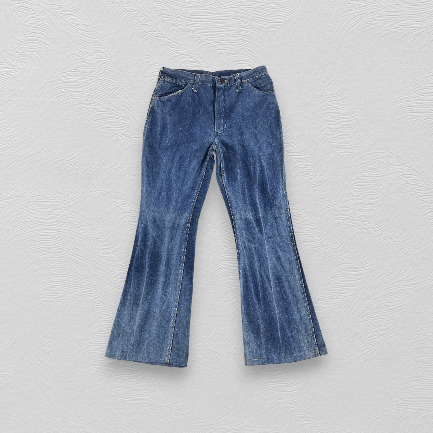 Wrangler Vintage Wrangler Jeans Blue Wash Flare Denim KJ685 Size US 29 - 1 Thumbnail