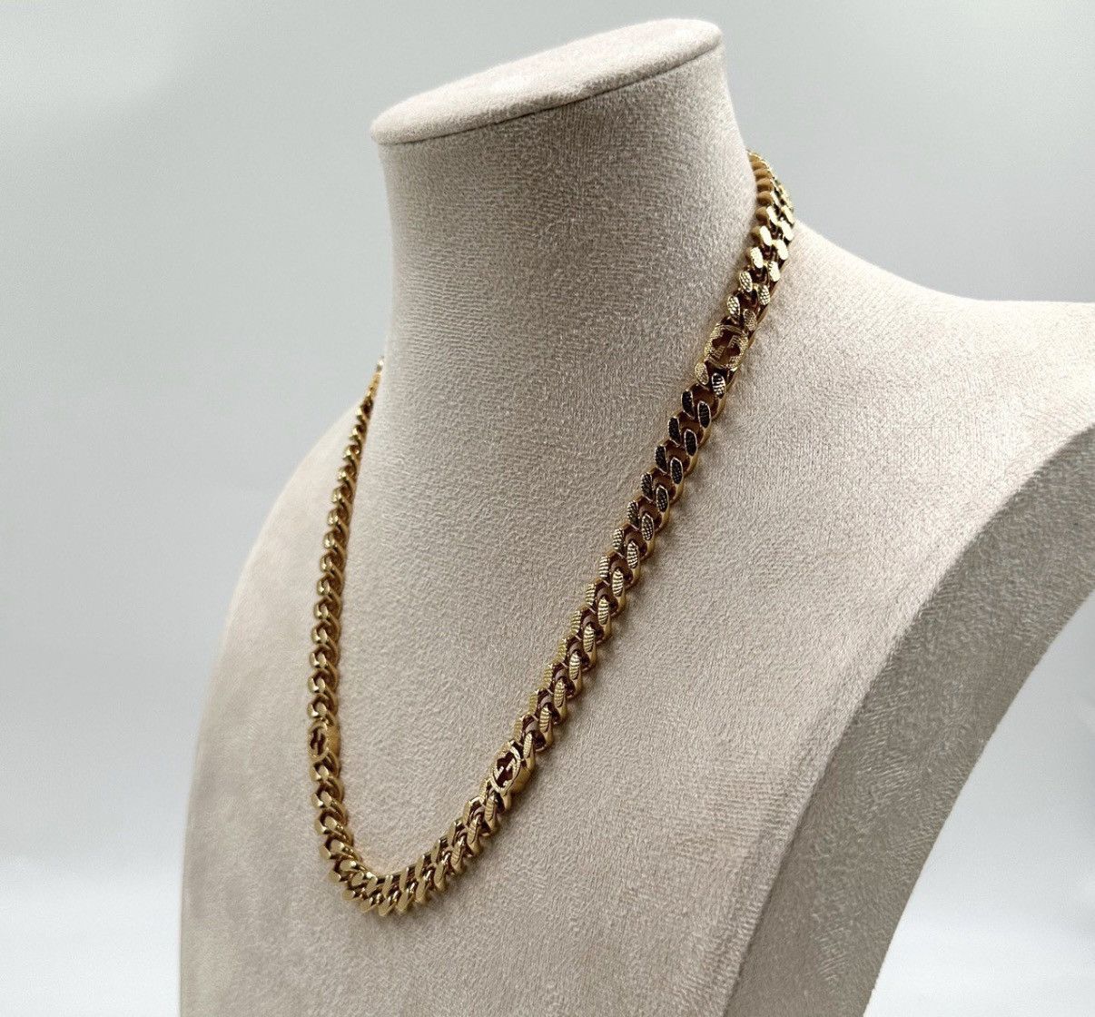 Gucci Gucci/Interlocking Double G Gold Necklace K12 Size ONE SIZE - 3 Thumbnail