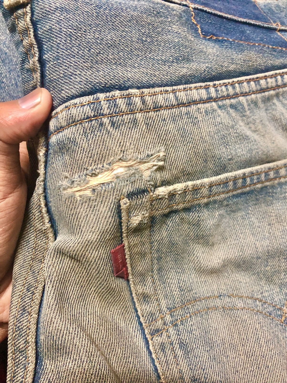 Levi's VINTAGE DAMAGED LEVIS 501 BIG E Size US 32 / EU 48 - 16 Thumbnail