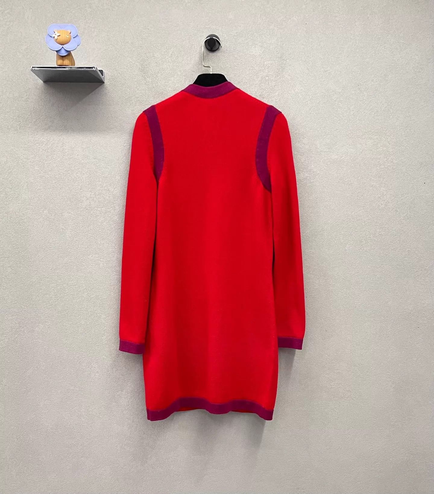 Chanel CHANEL Red Color Blocked Cardigan Dress Size XS / US 0-2 / IT 36-38 - 2 Thumbnail