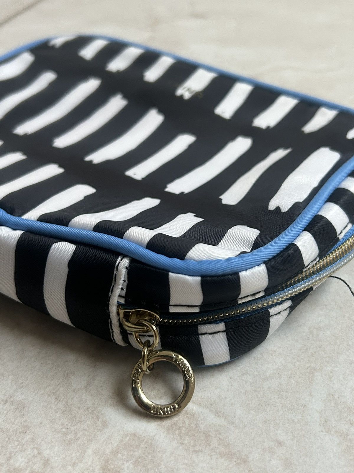 Trina Turk Trina Turk Stripped Makeup Bag Size ONE SIZE - 2 Thumbnail