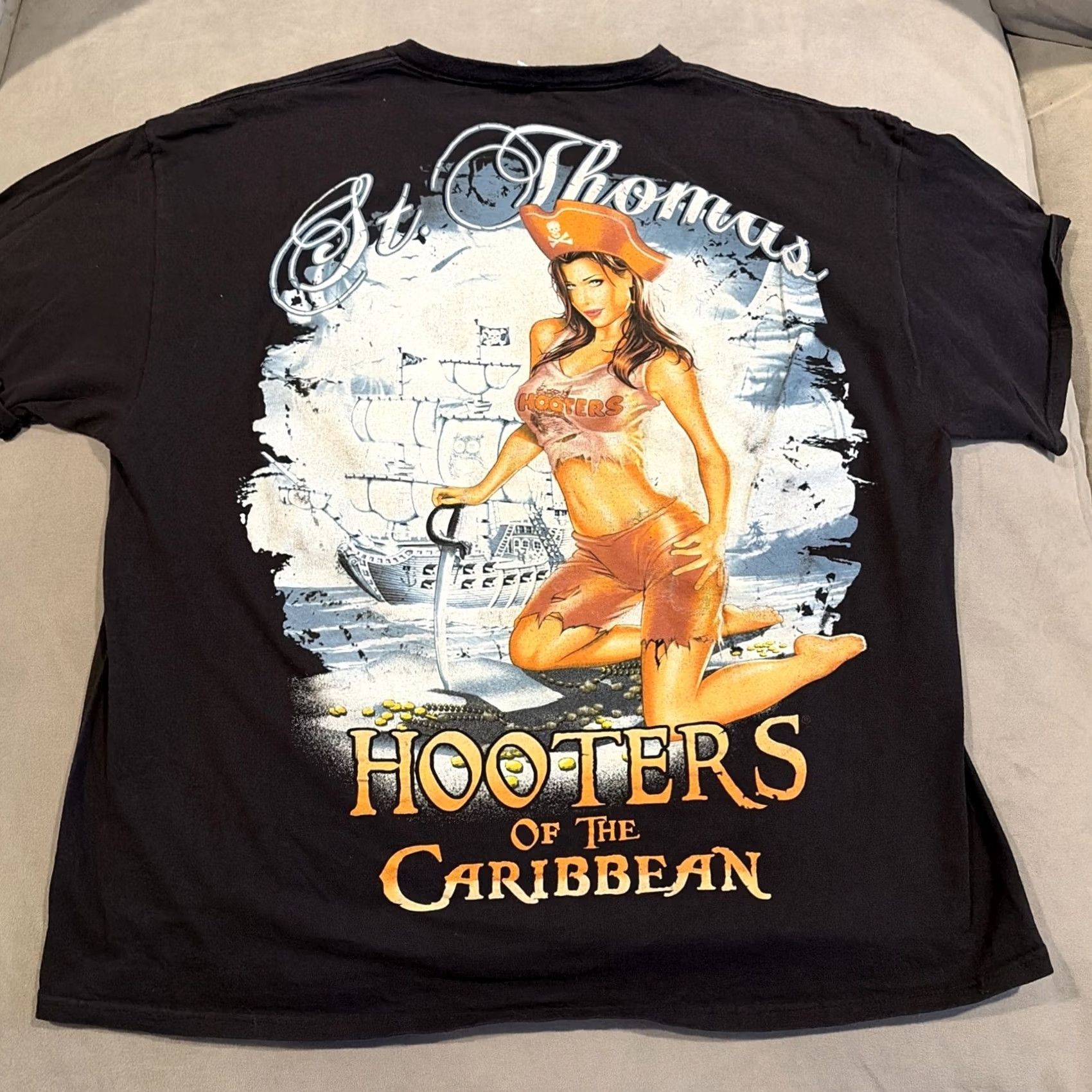 Delta Vintage Hooters St Thomas Pirates of the Caribbean Double Sided T Shirt XXL Size US XXL / EU 58 / 5 - 3 Thumbnail