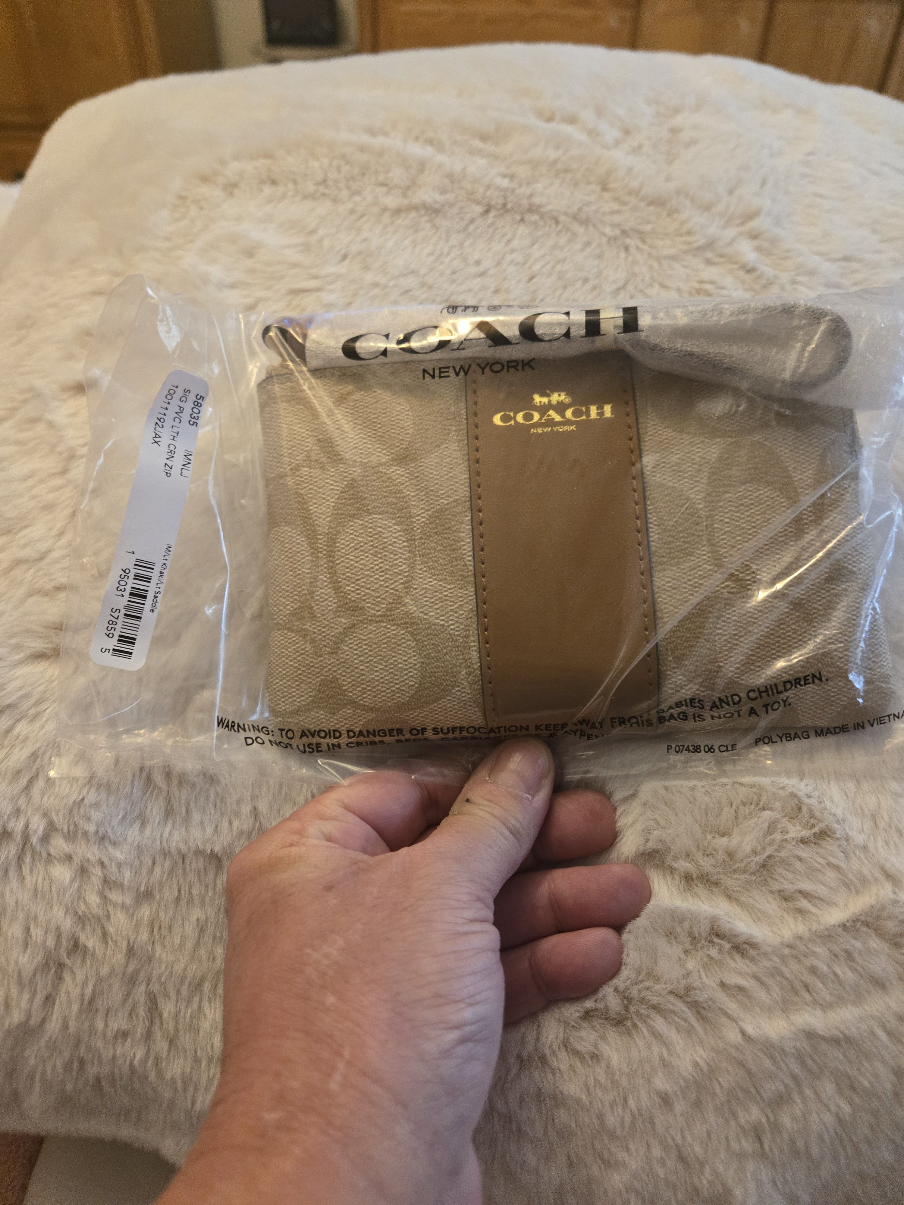 Coach Coach Khaki Wristlet Size ONE SIZE - 6 Thumbnail