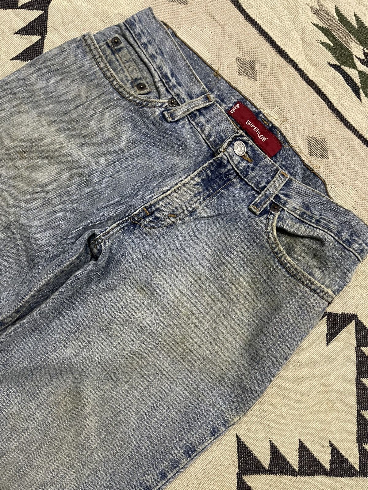 Levi's VINTAGE LEVIS 518 SUPER LOW BOOTCUT JEANS MADE IN USA Size 28" / US 6 / IT 42 - 6 Thumbnail