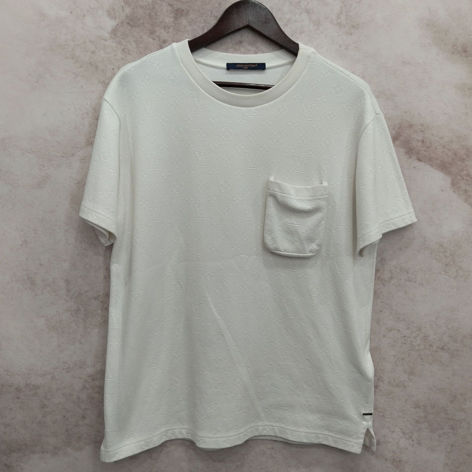Louis Vuitton Louis Vuitton Monogram Pocket T-Shirt White Size S Size US S / EU 44-46 / 1 - 1 Thumbnail