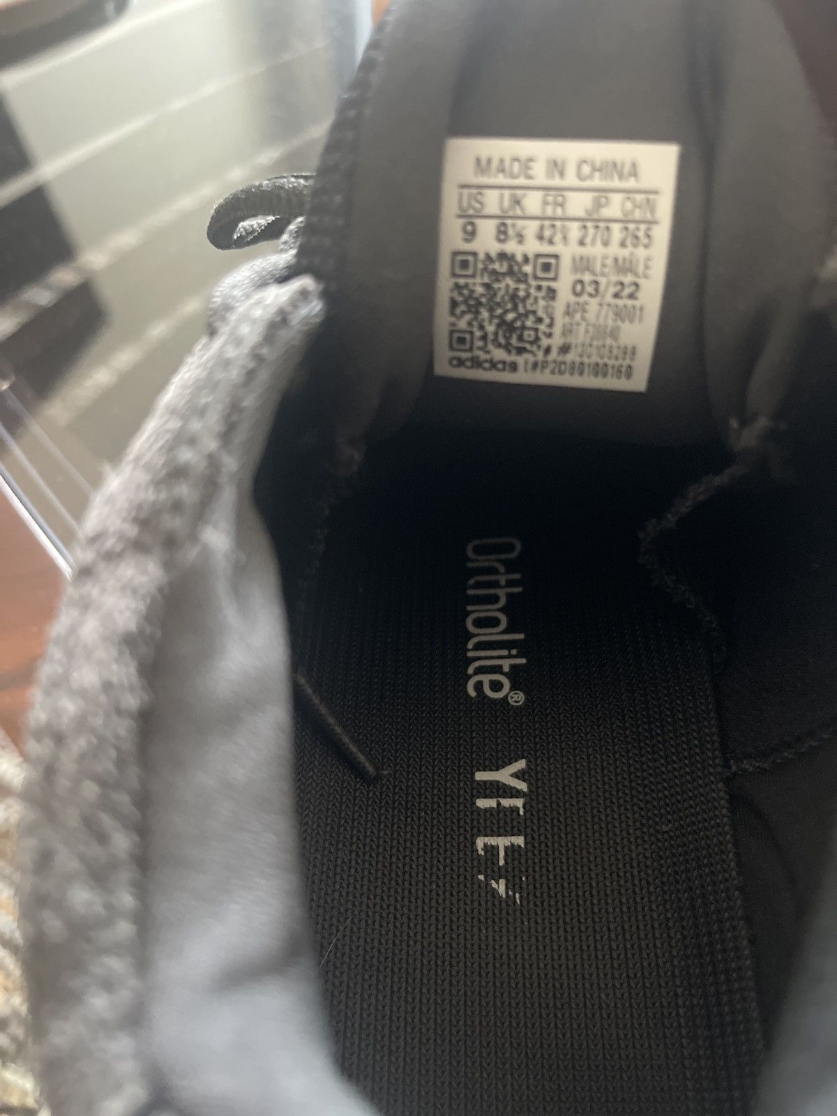 Yeezy Adidas Yeezy 500 (Granite / Utility Black) Size US 9 / EU 42 - 5 Thumbnail
