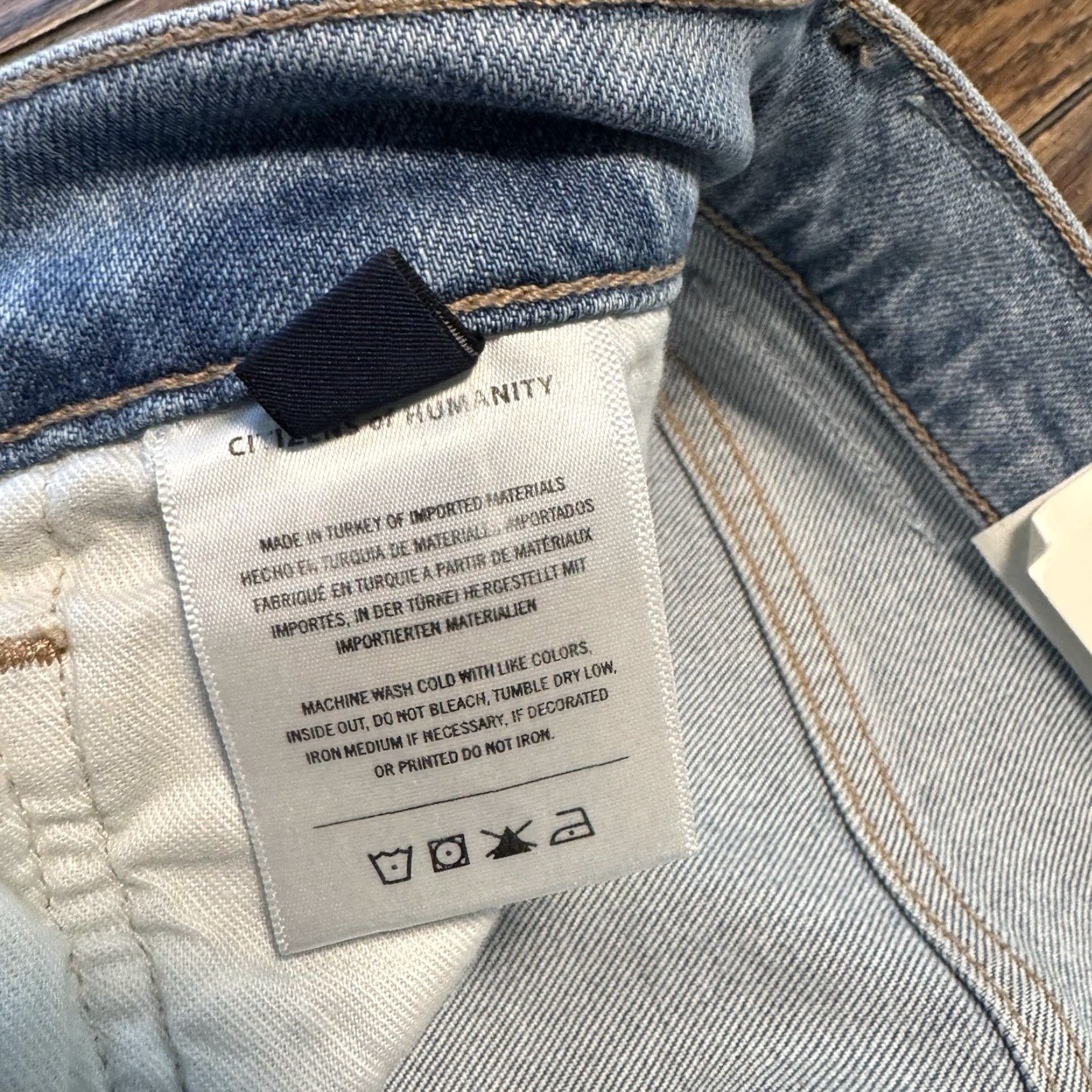 Citizens Of Humanity Citizen’s of Humanity Jeans Isola Size 26 Flared Blue Pegasus Light Wash New Size 26" / US 2 / IT 38 - 6 Thumbnail