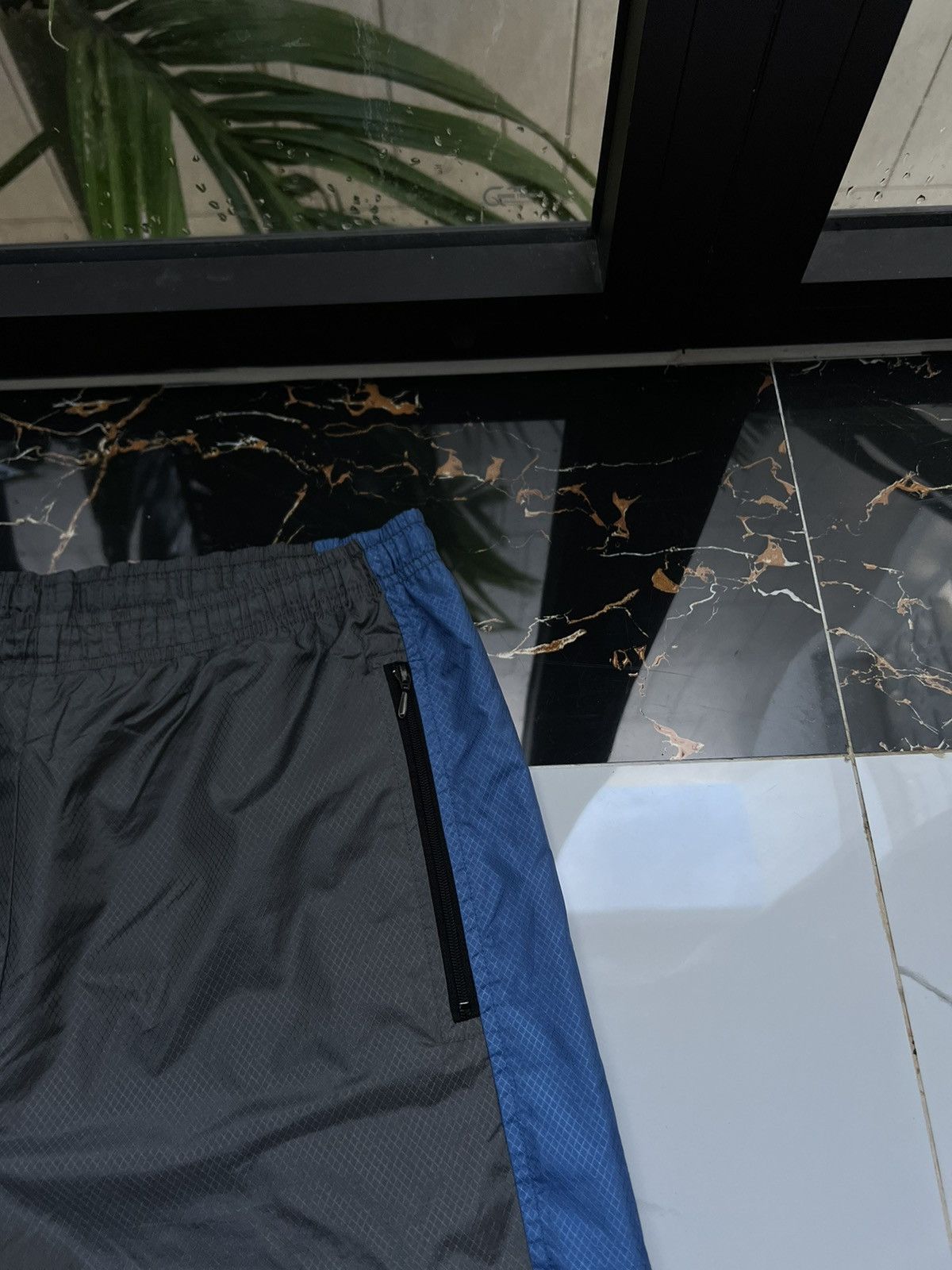 Nike × Vintage 90’s NIKE RARE KNEE ORANGE SWOOSH LOGO Y2K TRACK BAGGY PANTS Size US 32 / EU 48 - 4 Thumbnail