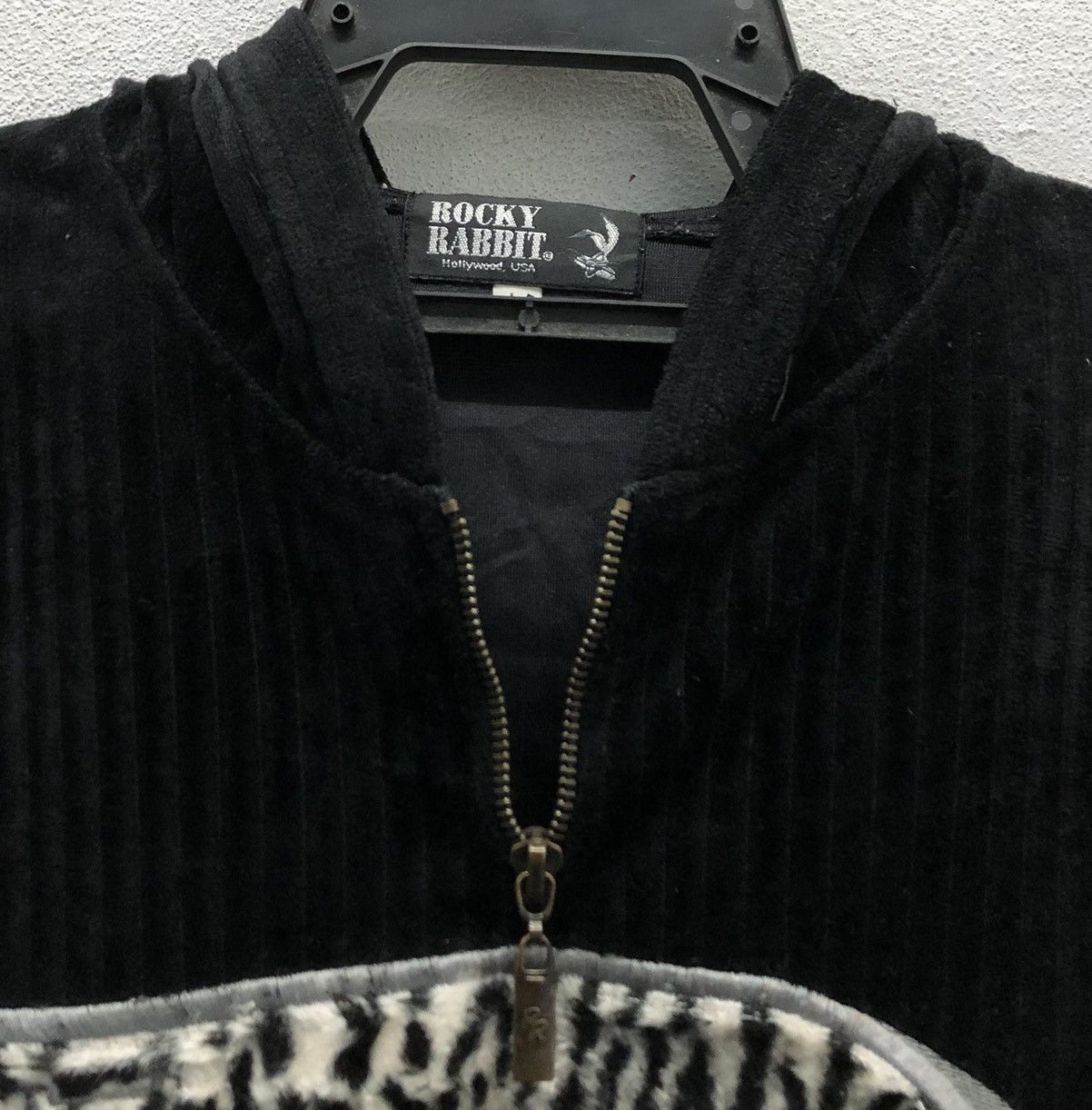 Other Vintage Rocky Rabbit Hoodie Size US L / EU 52-54 / 3 - 5 Thumbnail