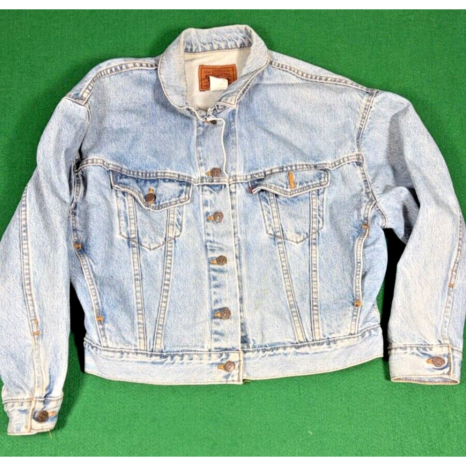 Levi's Vintage 90s Levi's Light Wash Denim Made In USA Trucker M Size US M / EU 48-50 / 2 - 1 Thumbnail