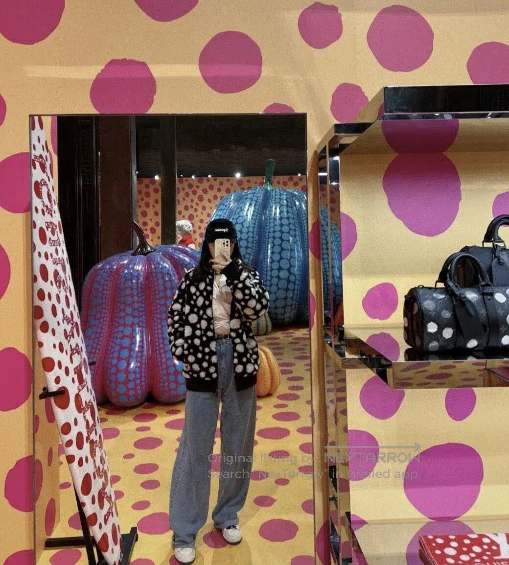 Louis Vuitton louis vuitton black and white polka dot jacket. Size S / US 4 / IT 40 - 1 Thumbnail