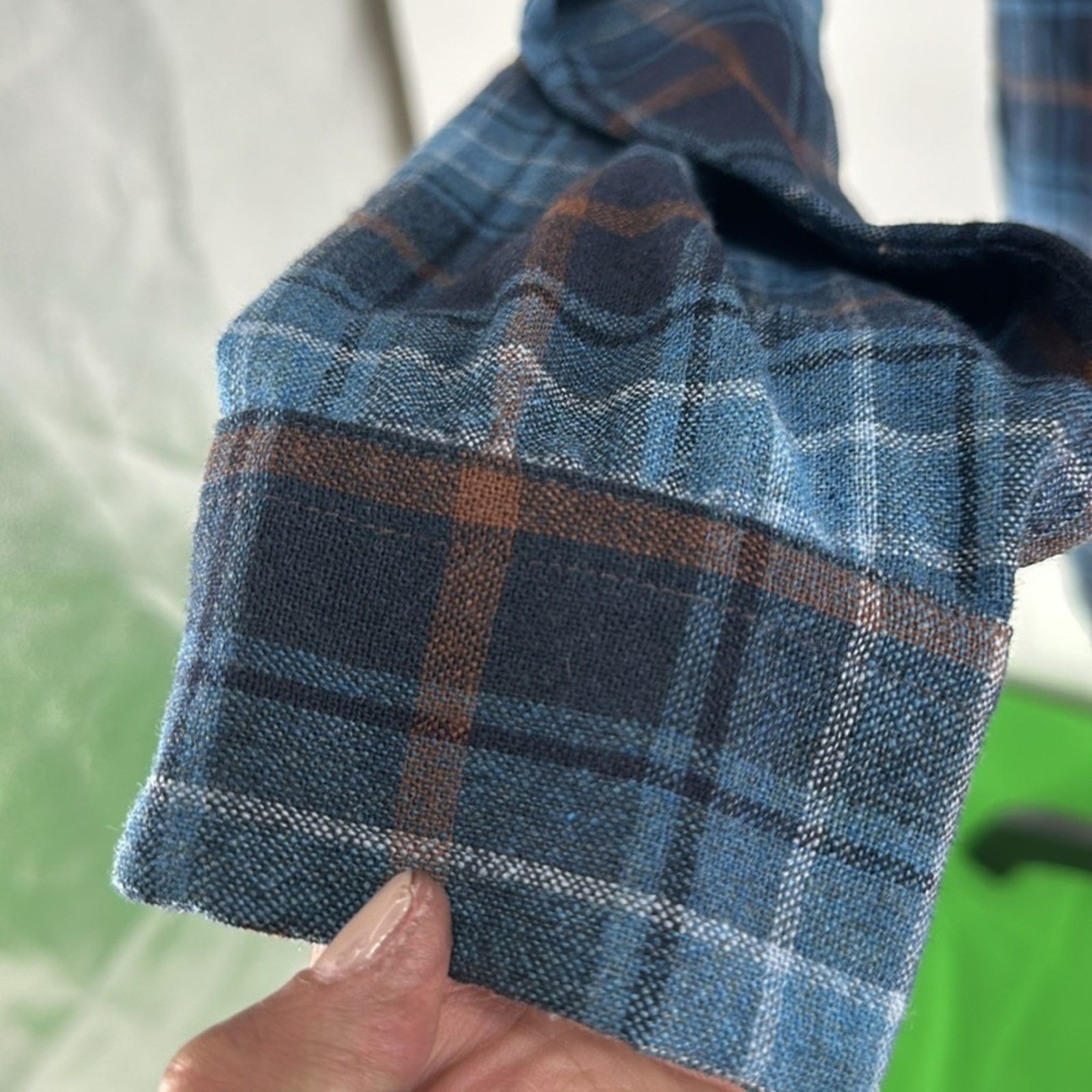 Pendleton 1960s PENDLETON Board Shirt, Vintage Wool Plaid Shirt Button Size S / US 4 / IT 40 - 9 Thumbnail
